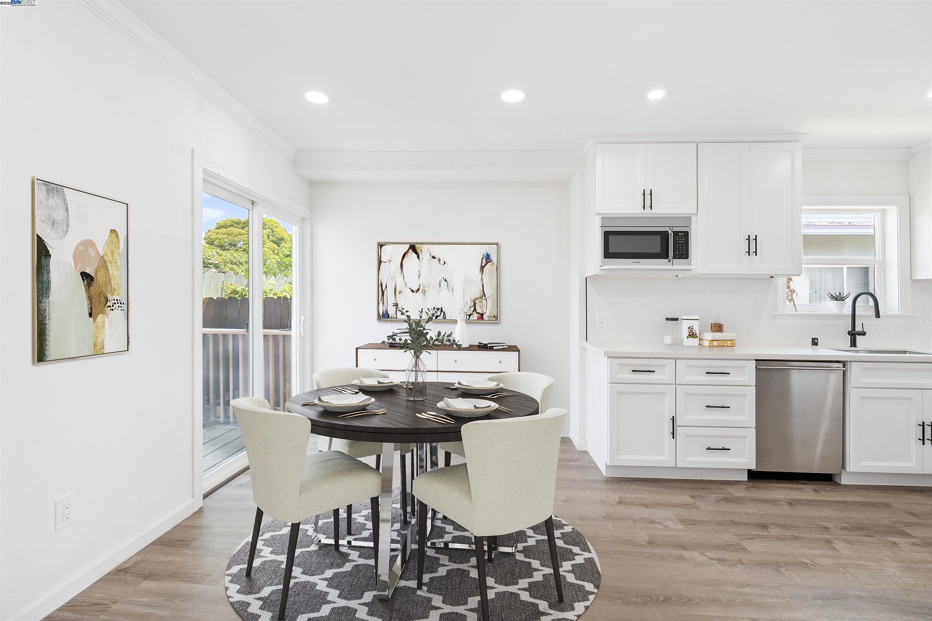 Detail Gallery Image 7 of 25 For 5542 Harvey Ave, Oakland,  CA 94621 - 4 Beds | 2 Baths