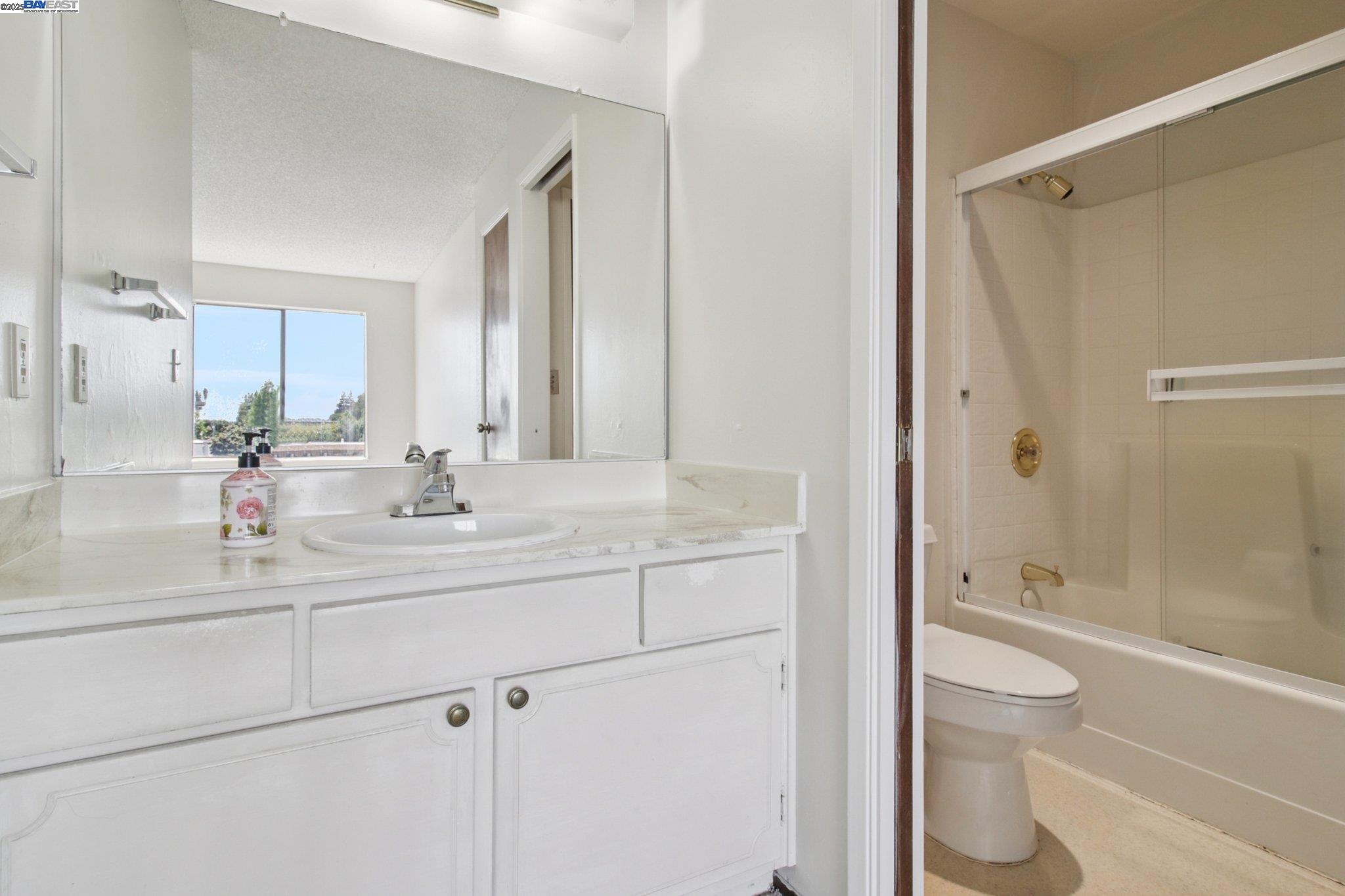 Photo #11: 41102973 Listing: Photo #11