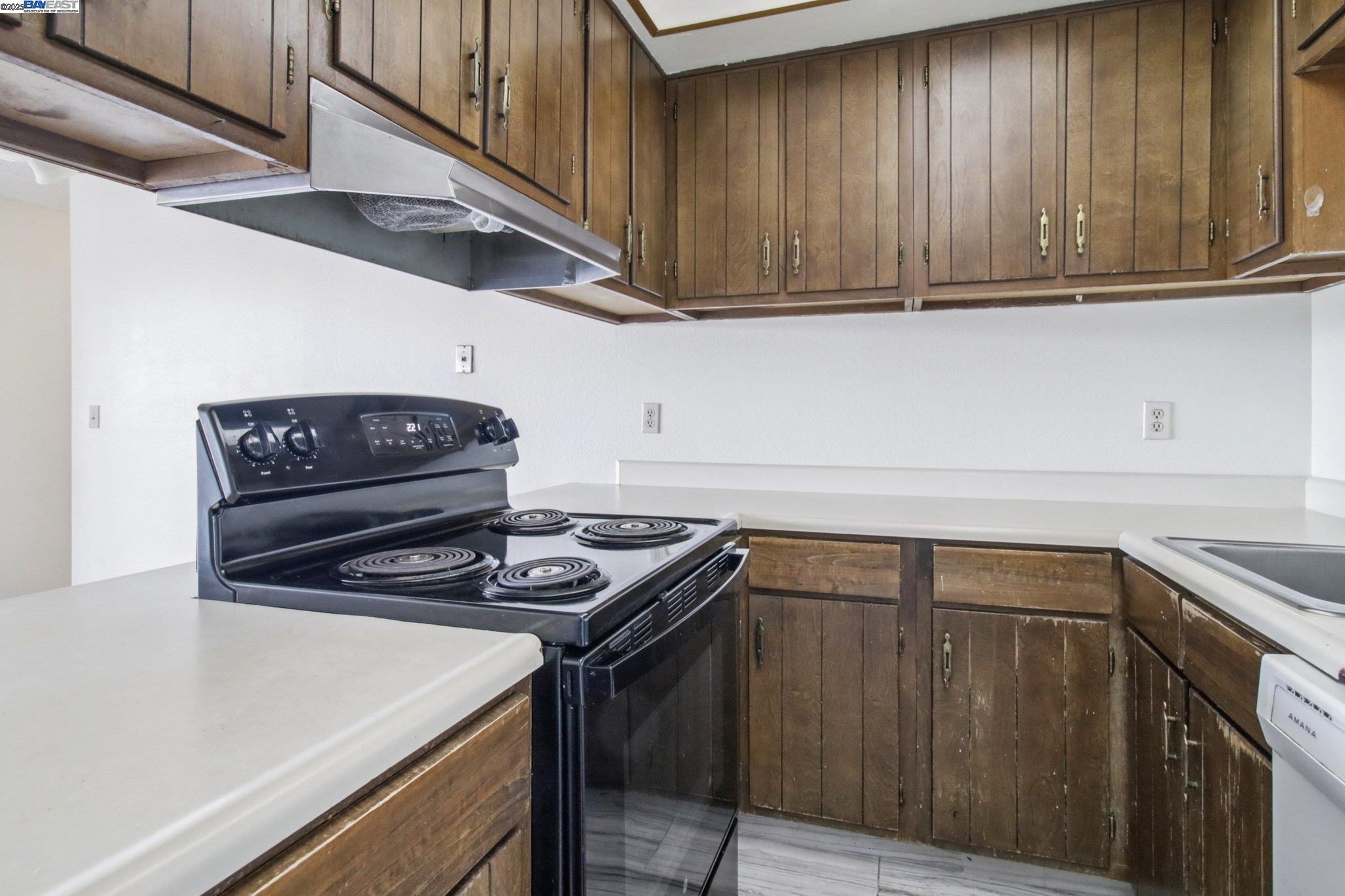 Photo #8: 41102973 Listing: Photo #8