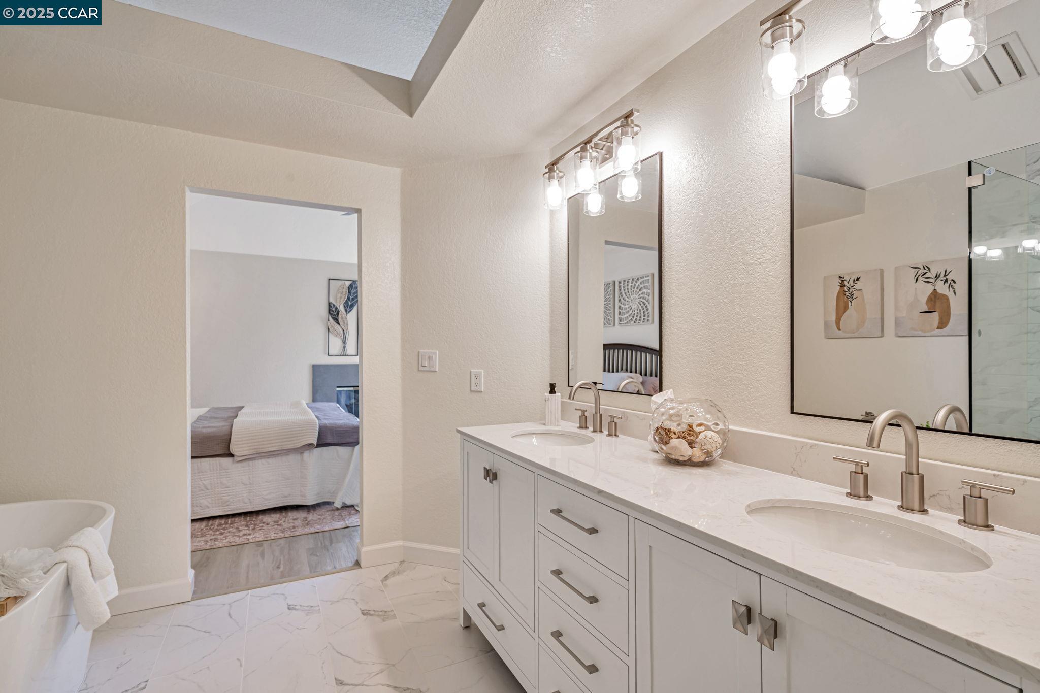 Detail Gallery Image 24 of 46 For 2475 Canyon Lakes Dr, San Ramon,  CA 94582 - 4 Beds | 3 Baths