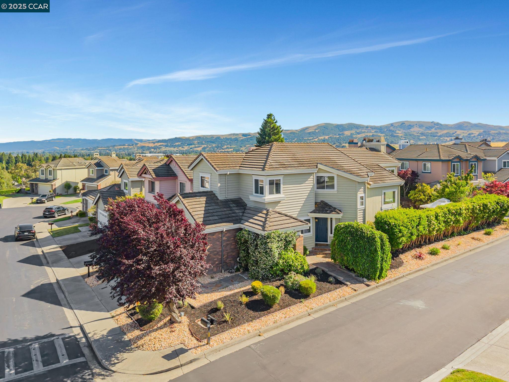 Detail Gallery Image 36 of 46 For 2475 Canyon Lakes Dr, San Ramon,  CA 94582 - 4 Beds | 3 Baths