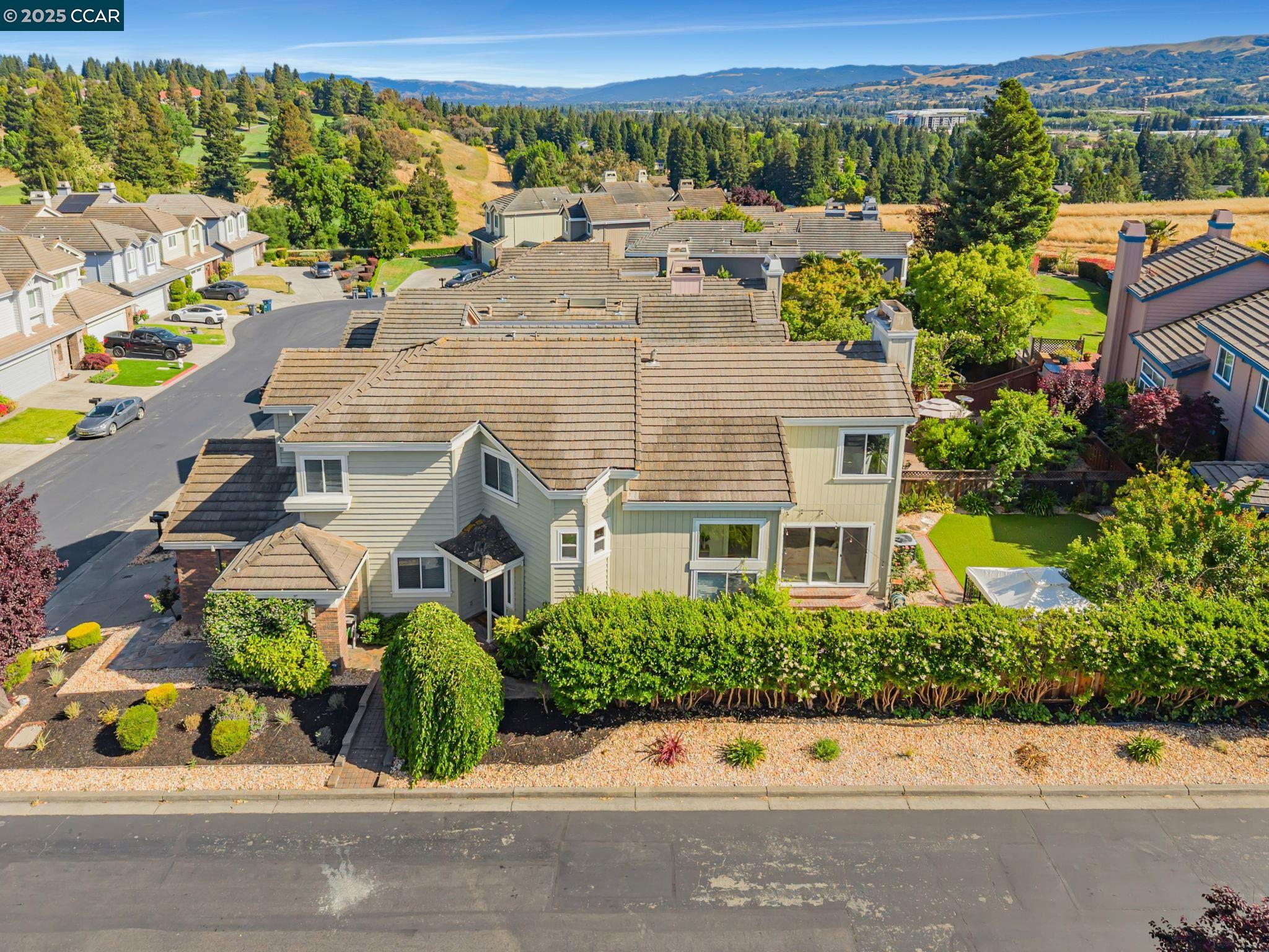 Detail Gallery Image 37 of 46 For 2475 Canyon Lakes Dr, San Ramon,  CA 94582 - 4 Beds | 3 Baths
