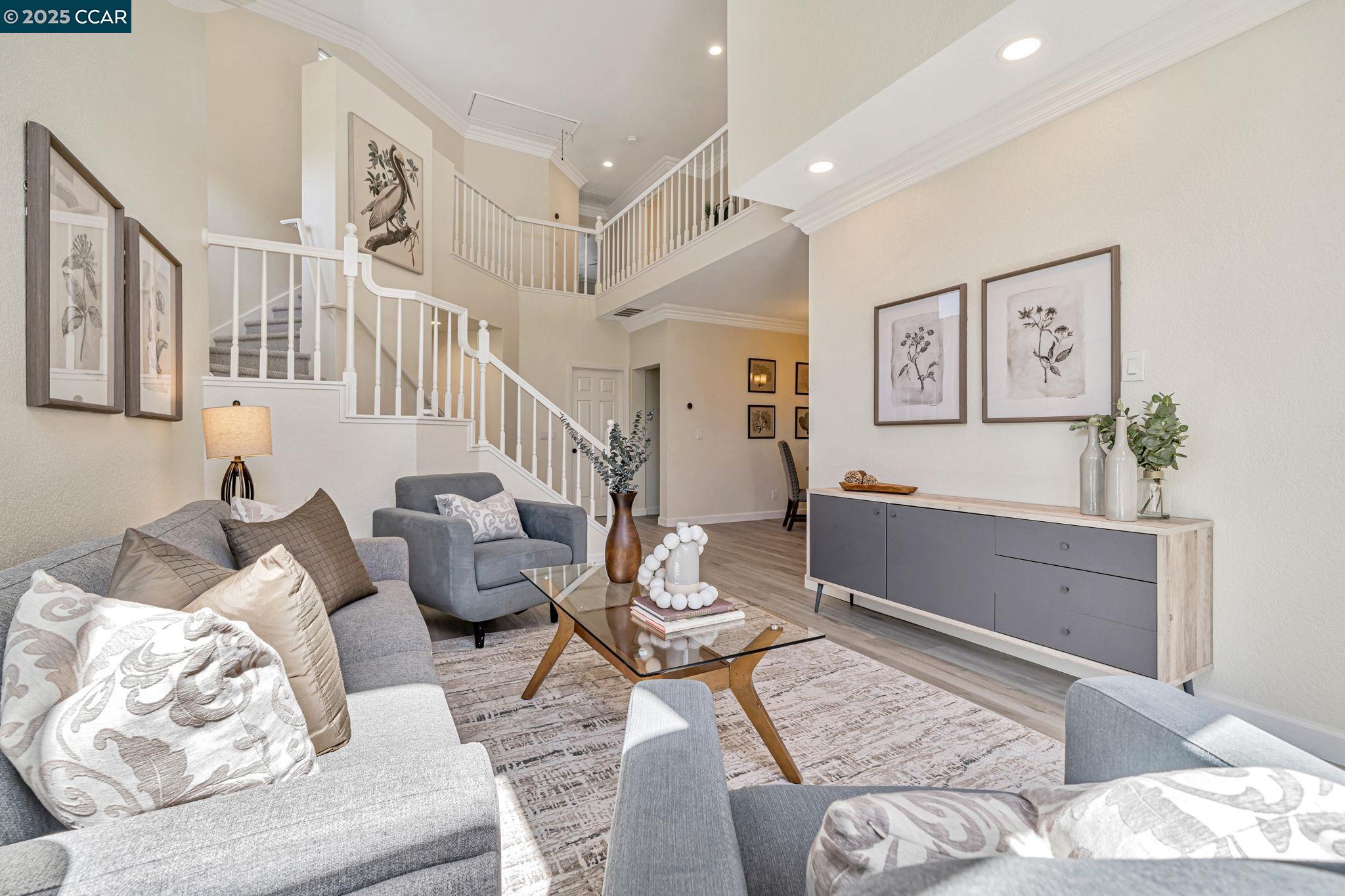 Detail Gallery Image 5 of 46 For 2475 Canyon Lakes Dr, San Ramon,  CA 94582 - 4 Beds | 3 Baths