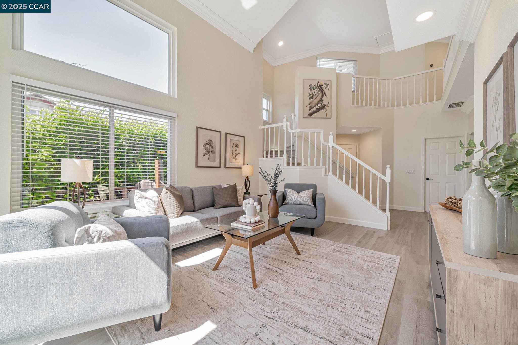 Detail Gallery Image 6 of 46 For 2475 Canyon Lakes Dr, San Ramon,  CA 94582 - 4 Beds | 3 Baths