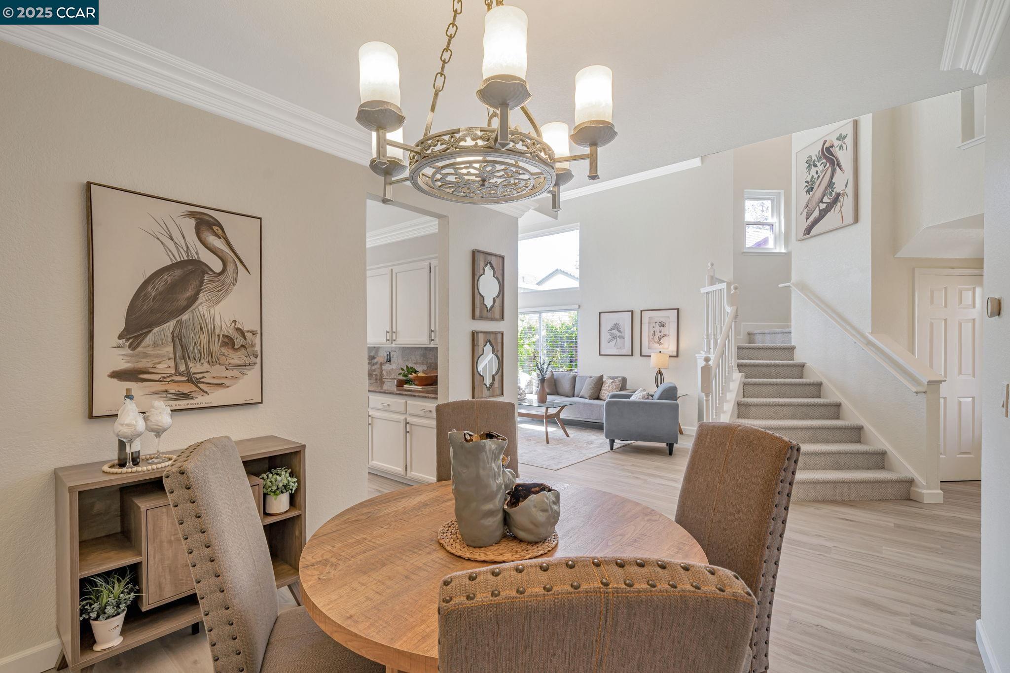 Detail Gallery Image 8 of 46 For 2475 Canyon Lakes Dr, San Ramon,  CA 94582 - 4 Beds | 3 Baths