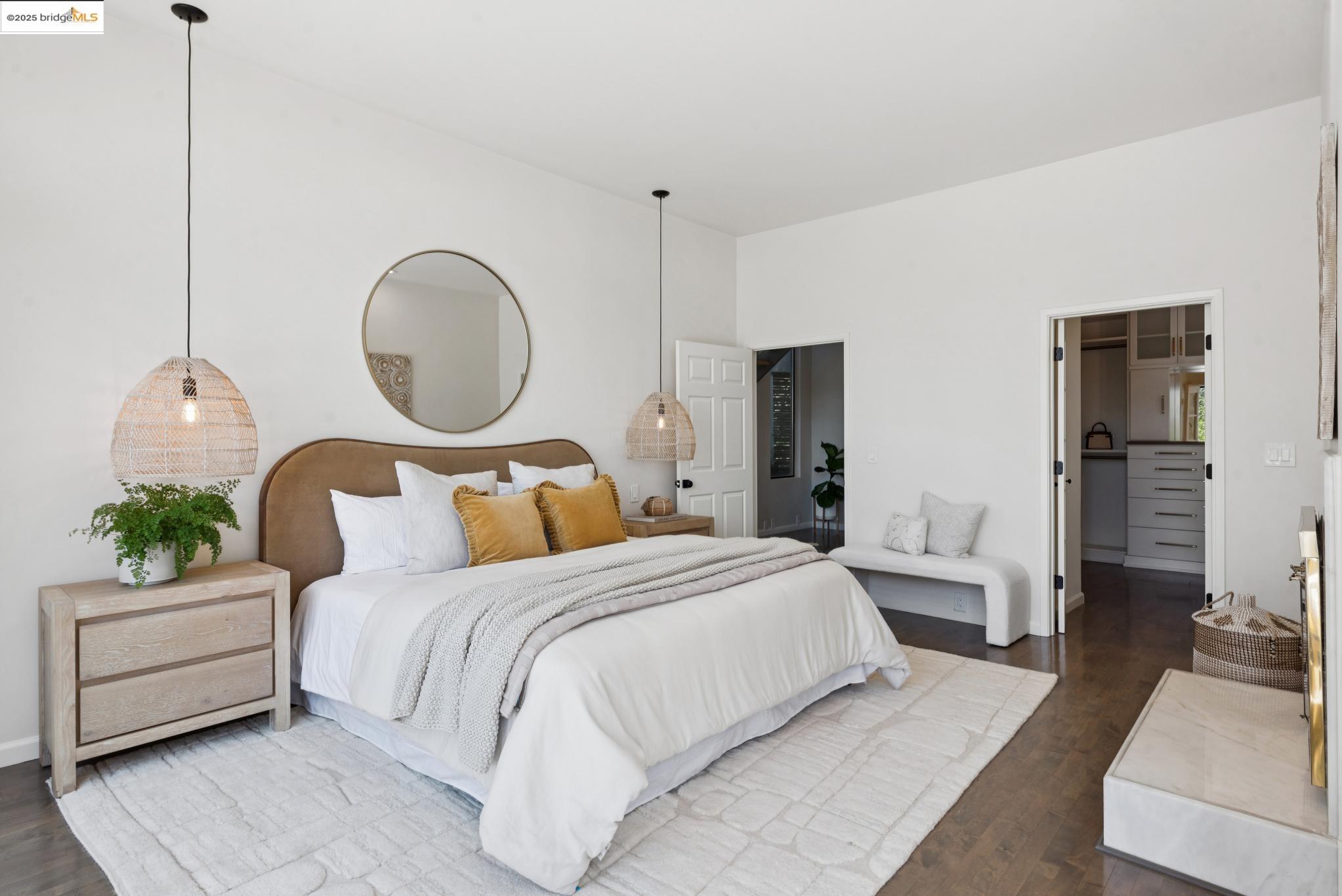 Detail Gallery Image 30 of 56 For 2861 Chelsea Drive, Oakland,  CA 94611 - 5 Beds | 5 Baths