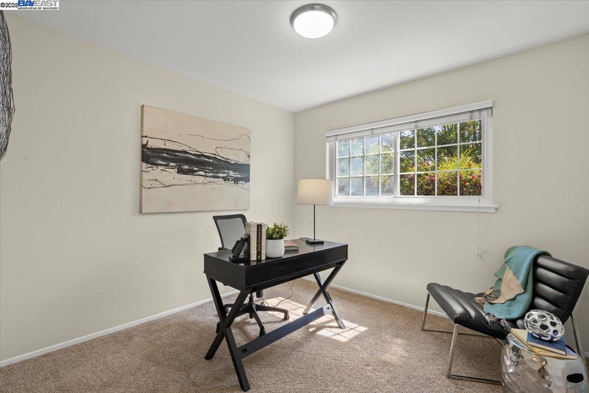 Detail Gallery Image 13 of 25 For 2432 Whitethorne, San Jose,  CA 95128 - 3 Beds | 2 Baths