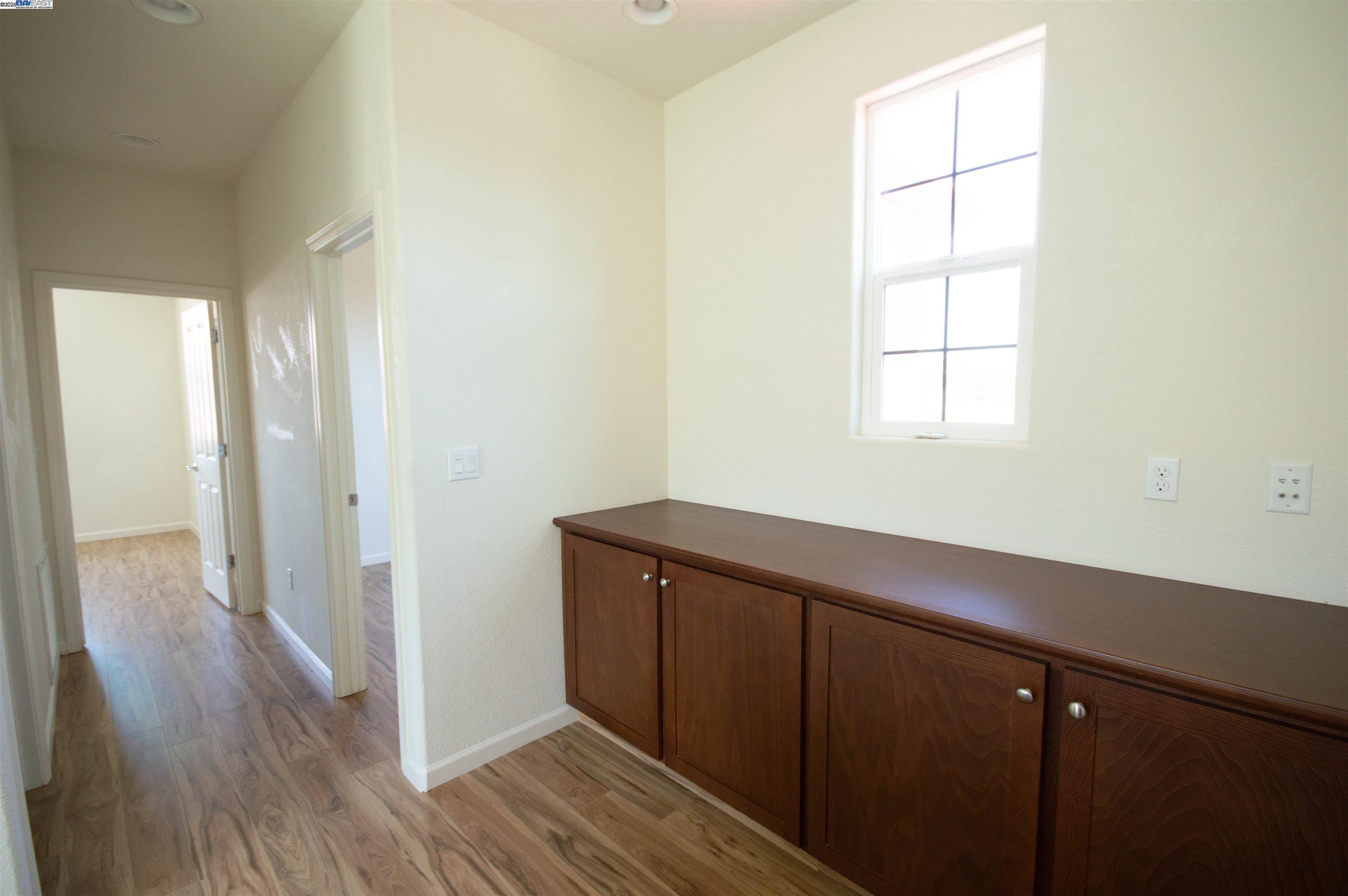 Detail Gallery Image 19 of 30 For 1001 S Shields Ave, Mountain House,  CA 95391 - 3 Beds | 2/1 Baths