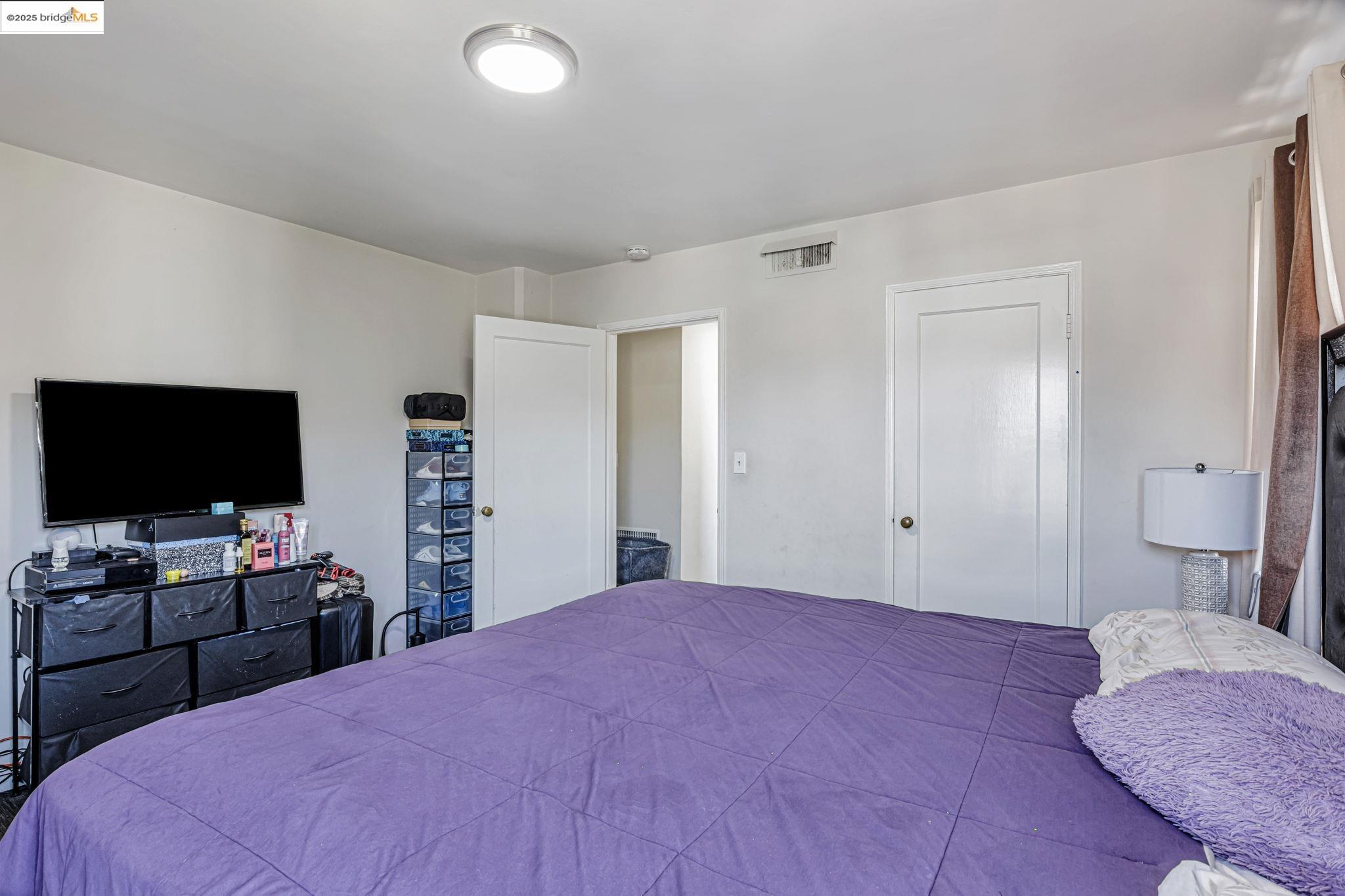 Detail Gallery Image 26 of 46 For 2946 Bona St, Oakland,  CA 94601 - – Beds | – Baths