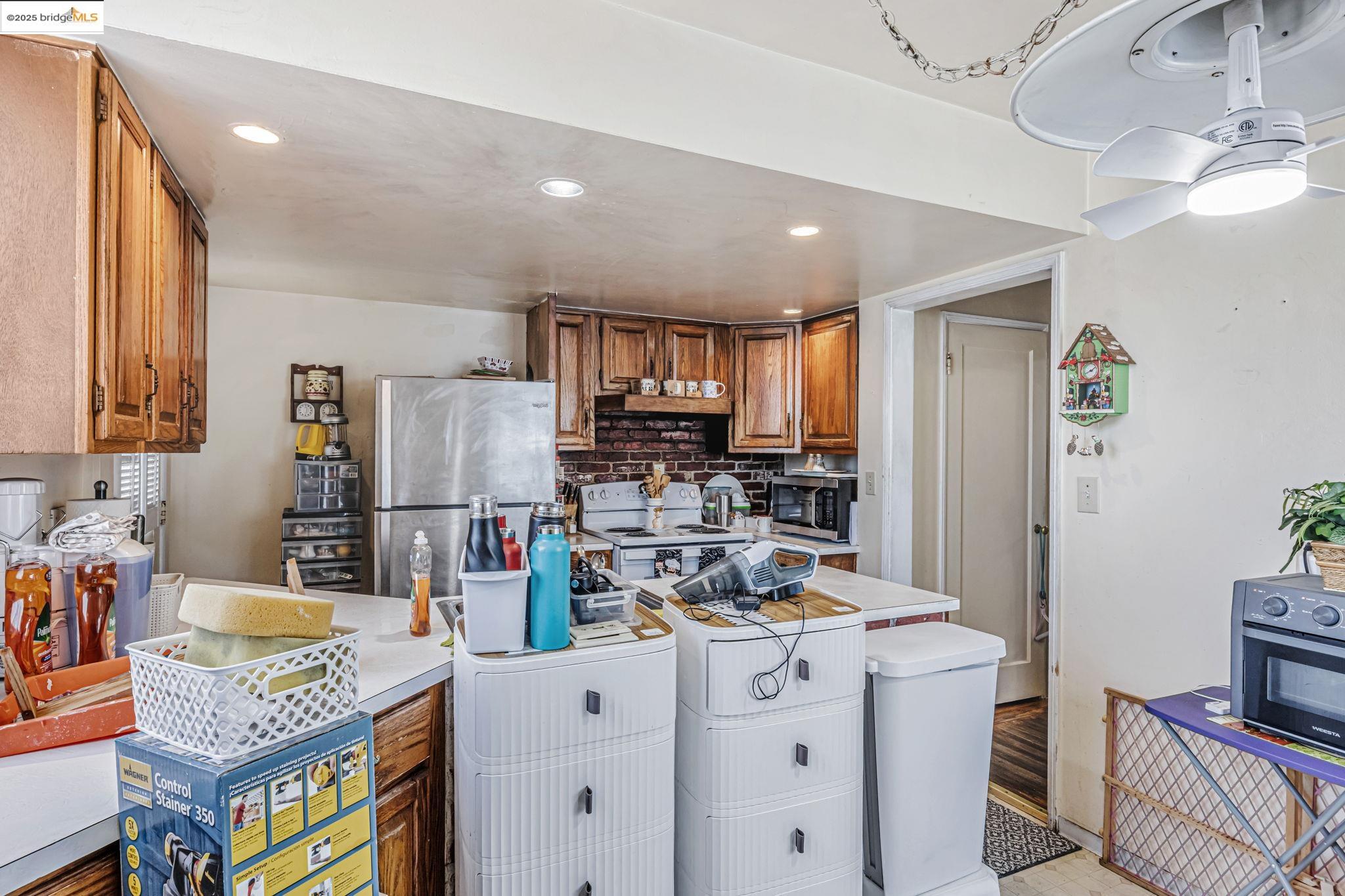 Detail Gallery Image 31 of 46 For 2946 Bona St, Oakland,  CA 94601 - – Beds | – Baths