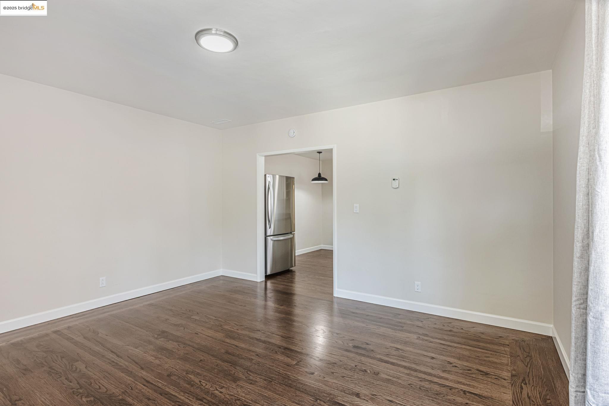 Detail Gallery Image 5 of 46 For 2946 Bona St, Oakland,  CA 94601 - – Beds | – Baths