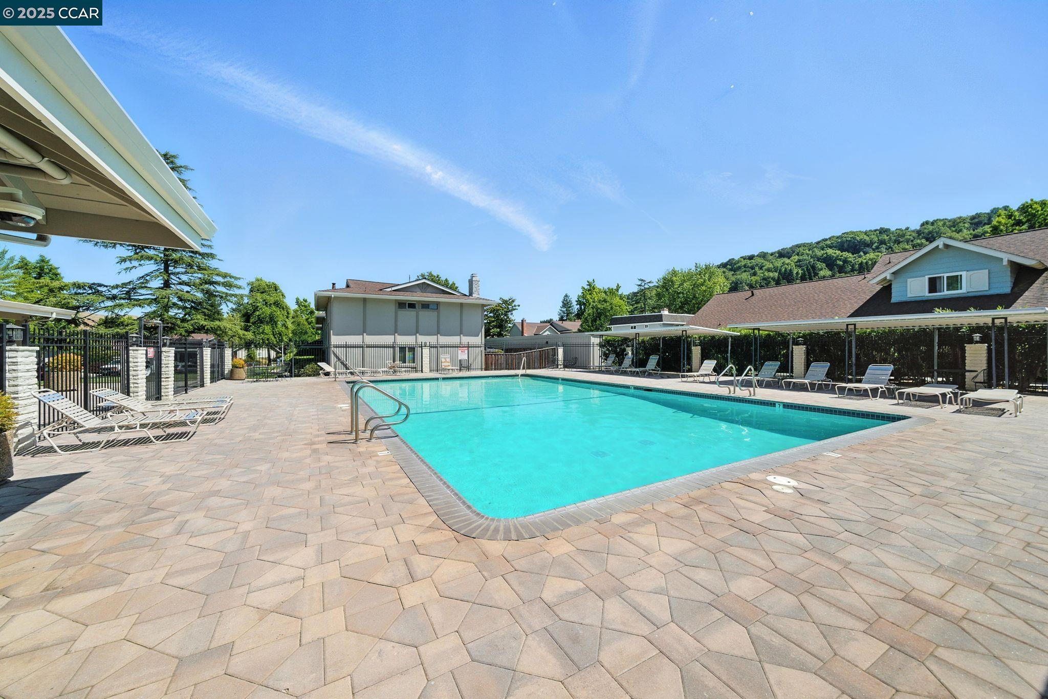 Photo #36: 41102984 Listing: Photo #36