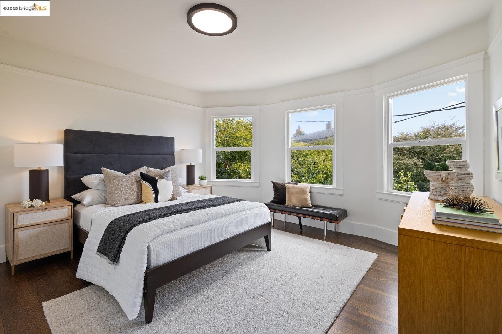 Detail Gallery Image 16 of 45 For 90 Valdez Ave, San Francisco,  CA 94112 - 3 Beds | 2 Baths