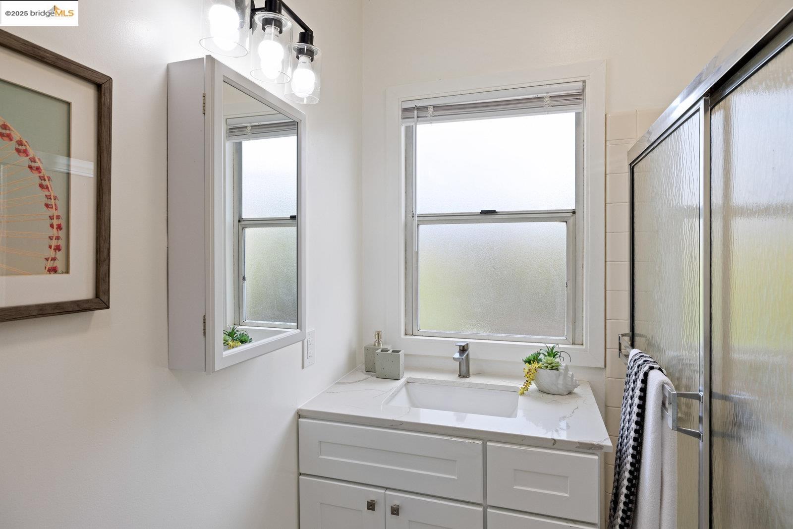 Detail Gallery Image 19 of 45 For 90 Valdez Ave, San Francisco,  CA 94112 - 3 Beds | 2 Baths