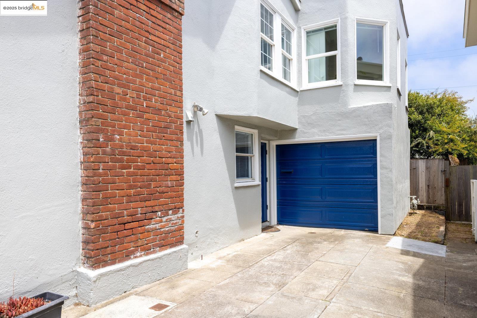 Detail Gallery Image 32 of 45 For 90 Valdez Ave, San Francisco,  CA 94112 - 3 Beds | 2 Baths