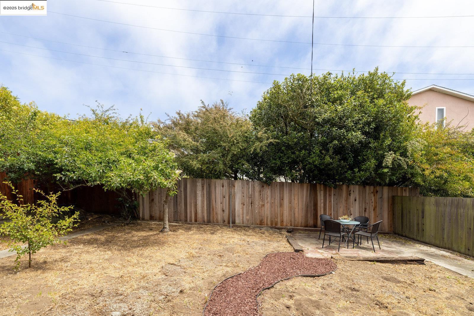 Detail Gallery Image 38 of 45 For 90 Valdez Ave, San Francisco,  CA 94112 - 3 Beds | 2 Baths