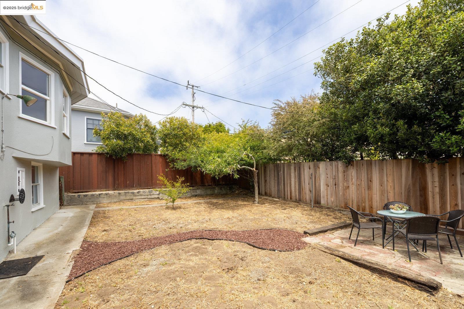 Detail Gallery Image 39 of 45 For 90 Valdez Ave, San Francisco,  CA 94112 - 3 Beds | 2 Baths