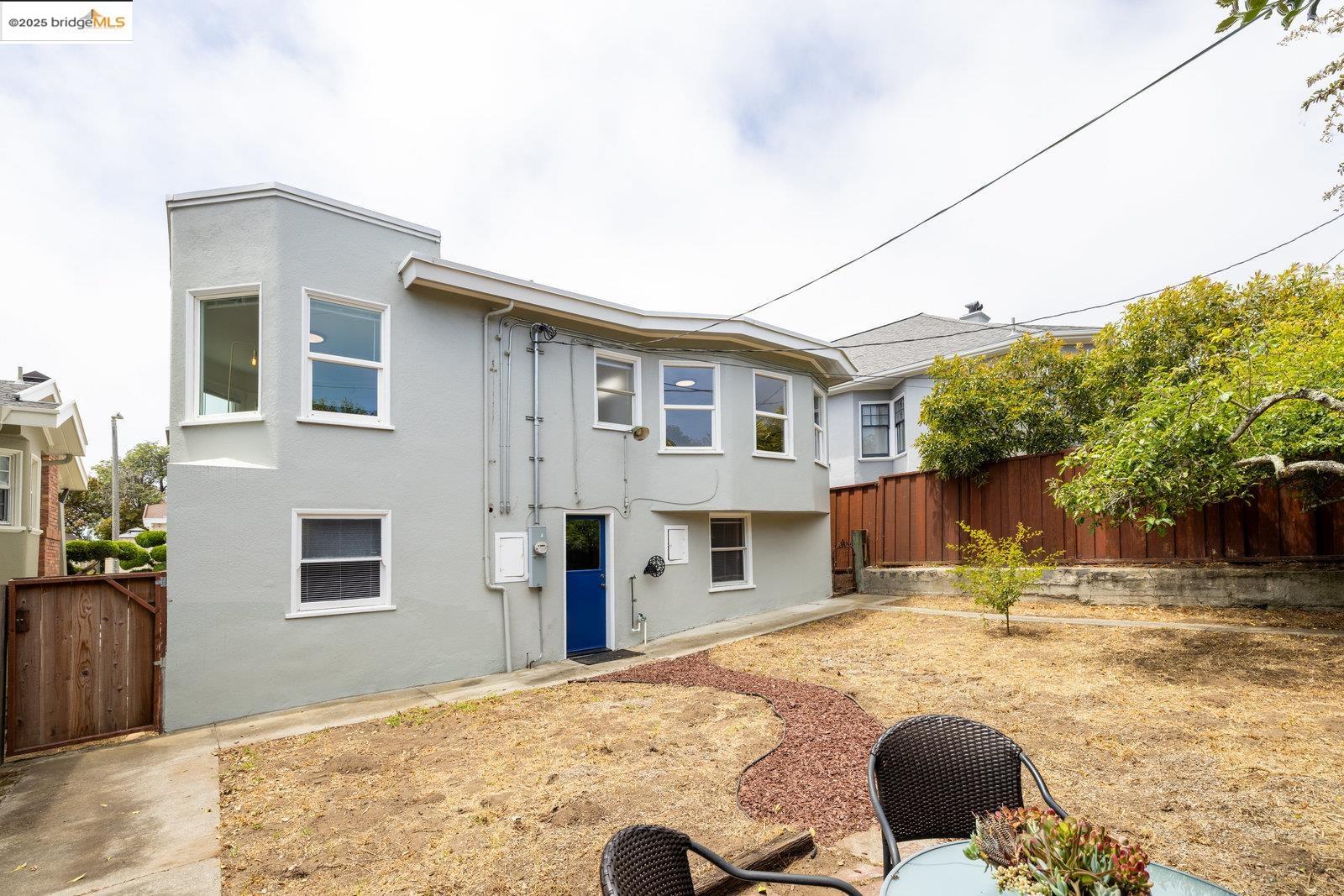 Detail Gallery Image 41 of 45 For 90 Valdez Ave, San Francisco,  CA 94112 - 3 Beds | 2 Baths