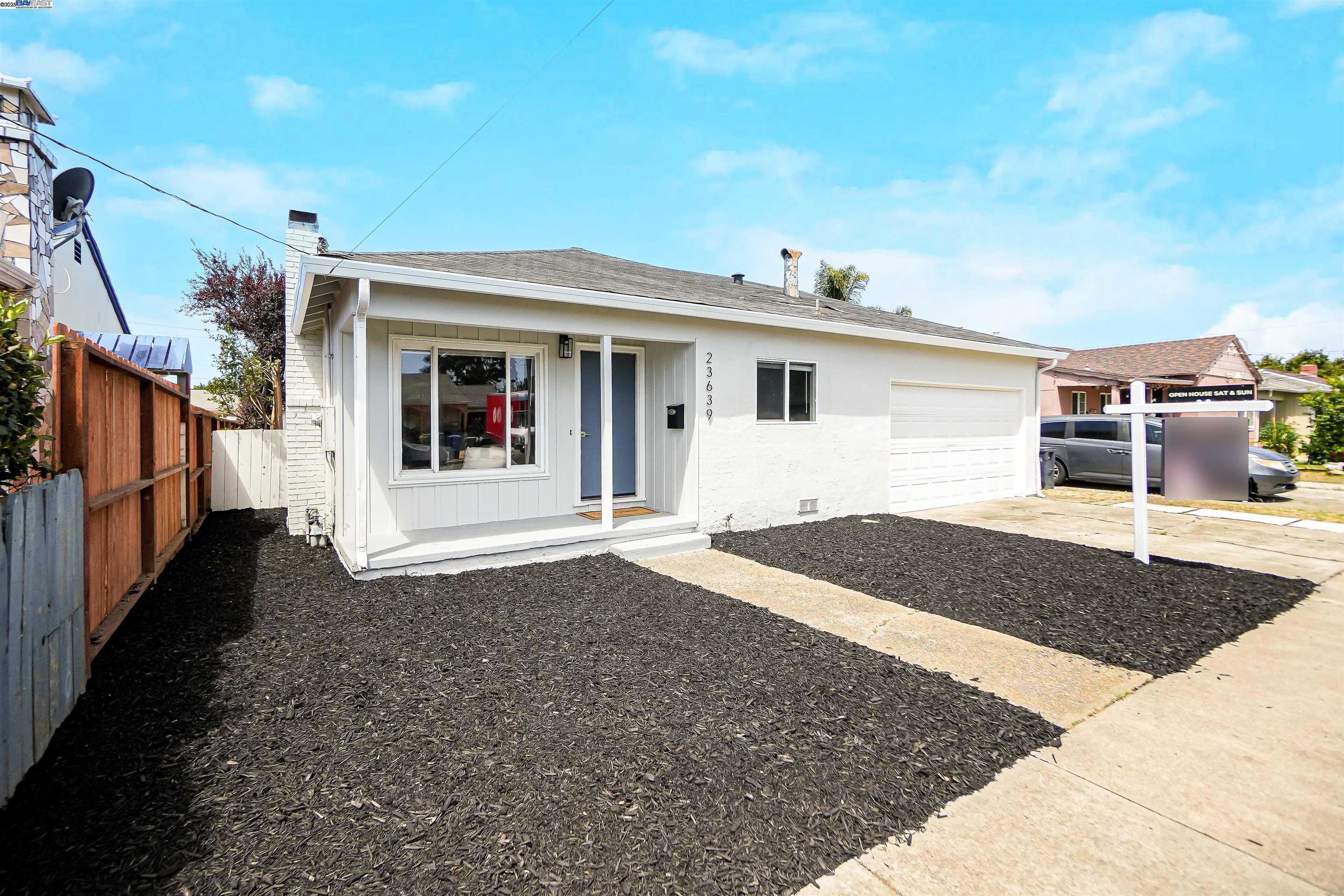 Detail Gallery Image 3 of 37 For 23639 Odom Dr, Hayward,  CA 94541 - 3 Beds | 1 Baths