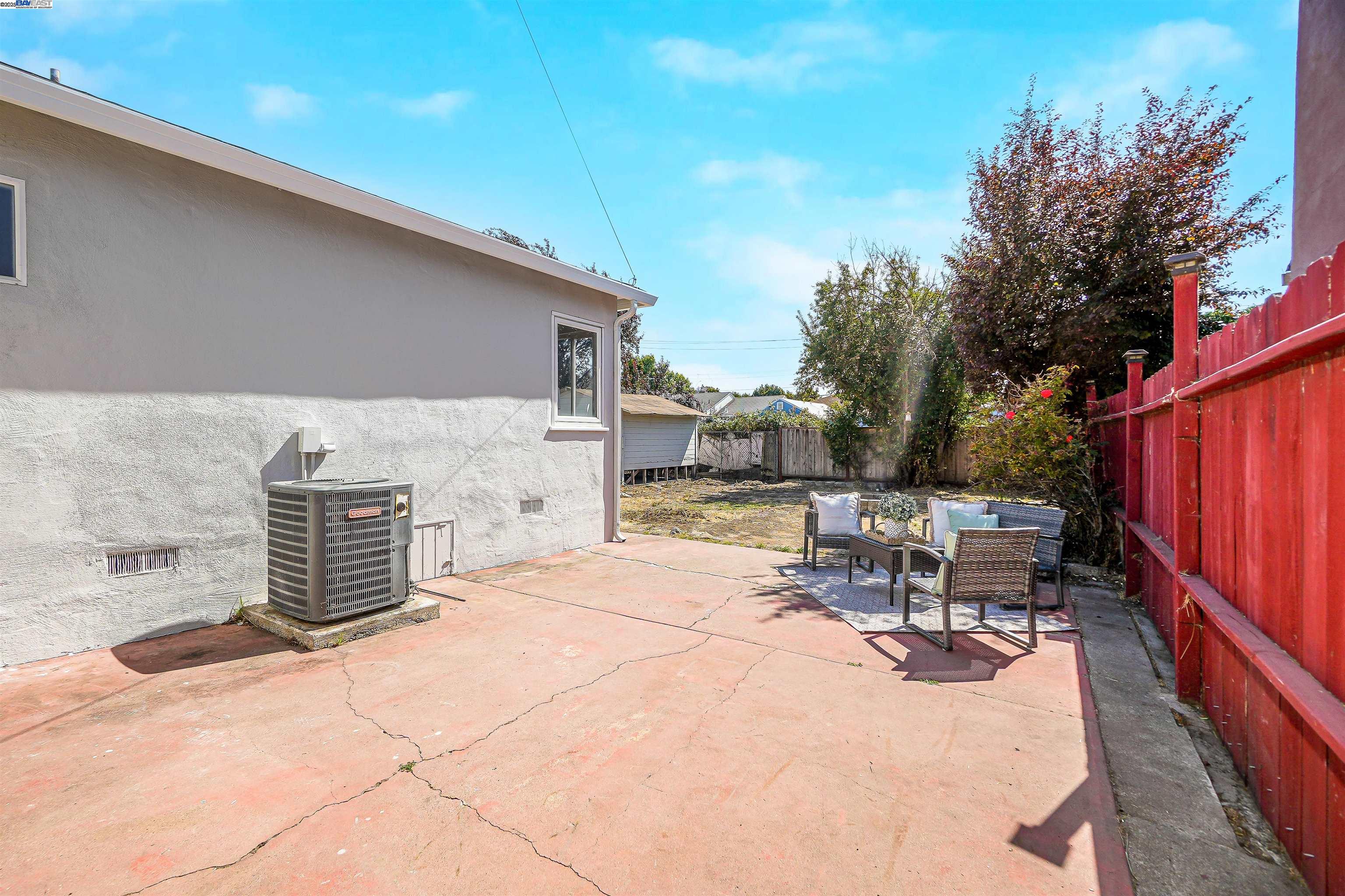 Detail Gallery Image 27 of 37 For 23639 Odom Dr, Hayward,  CA 94541 - 3 Beds | 1 Baths