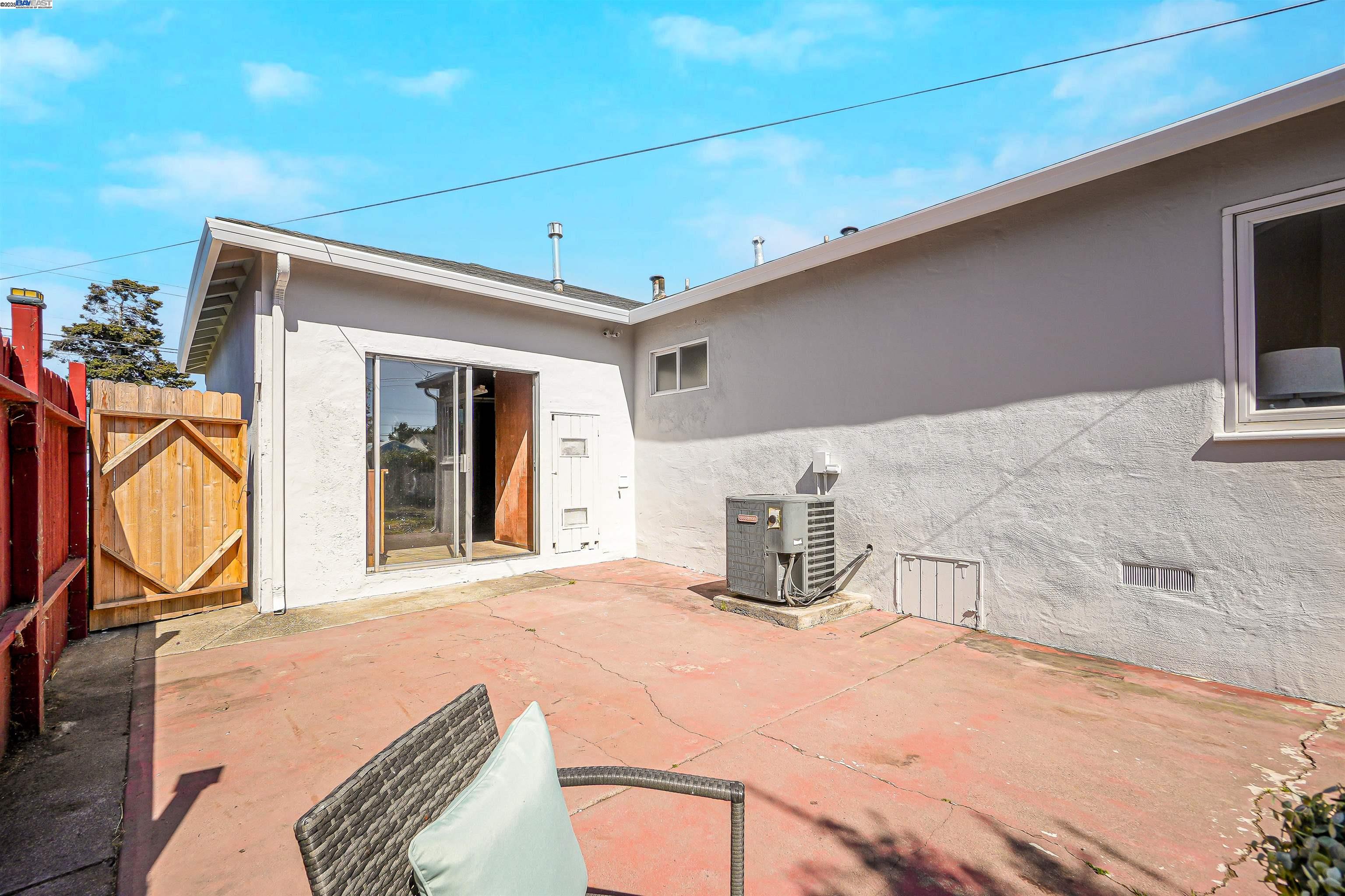 Detail Gallery Image 28 of 37 For 23639 Odom Dr, Hayward,  CA 94541 - 3 Beds | 1 Baths