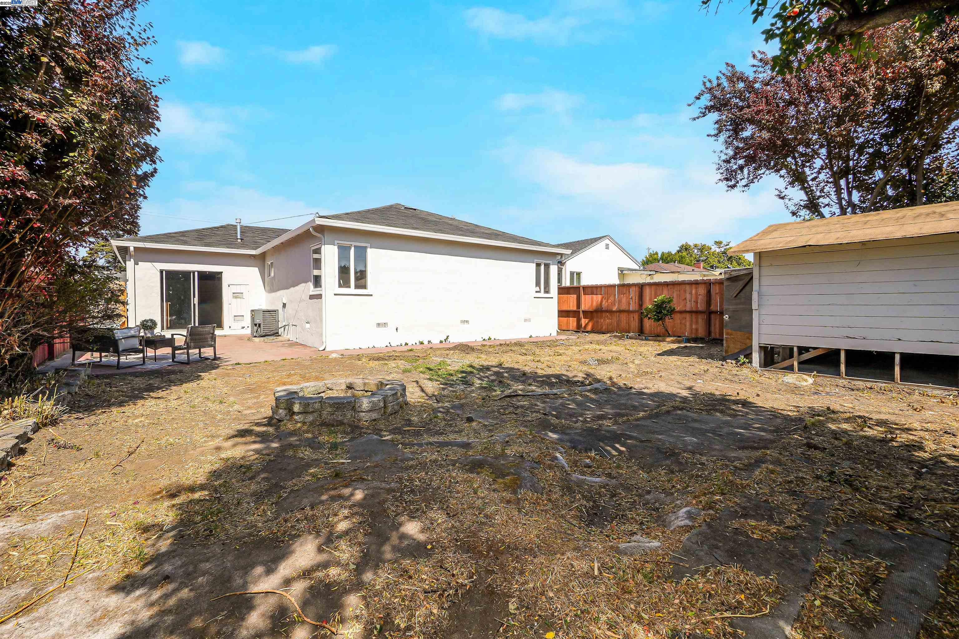 Detail Gallery Image 31 of 37 For 23639 Odom Dr, Hayward,  CA 94541 - 3 Beds | 1 Baths