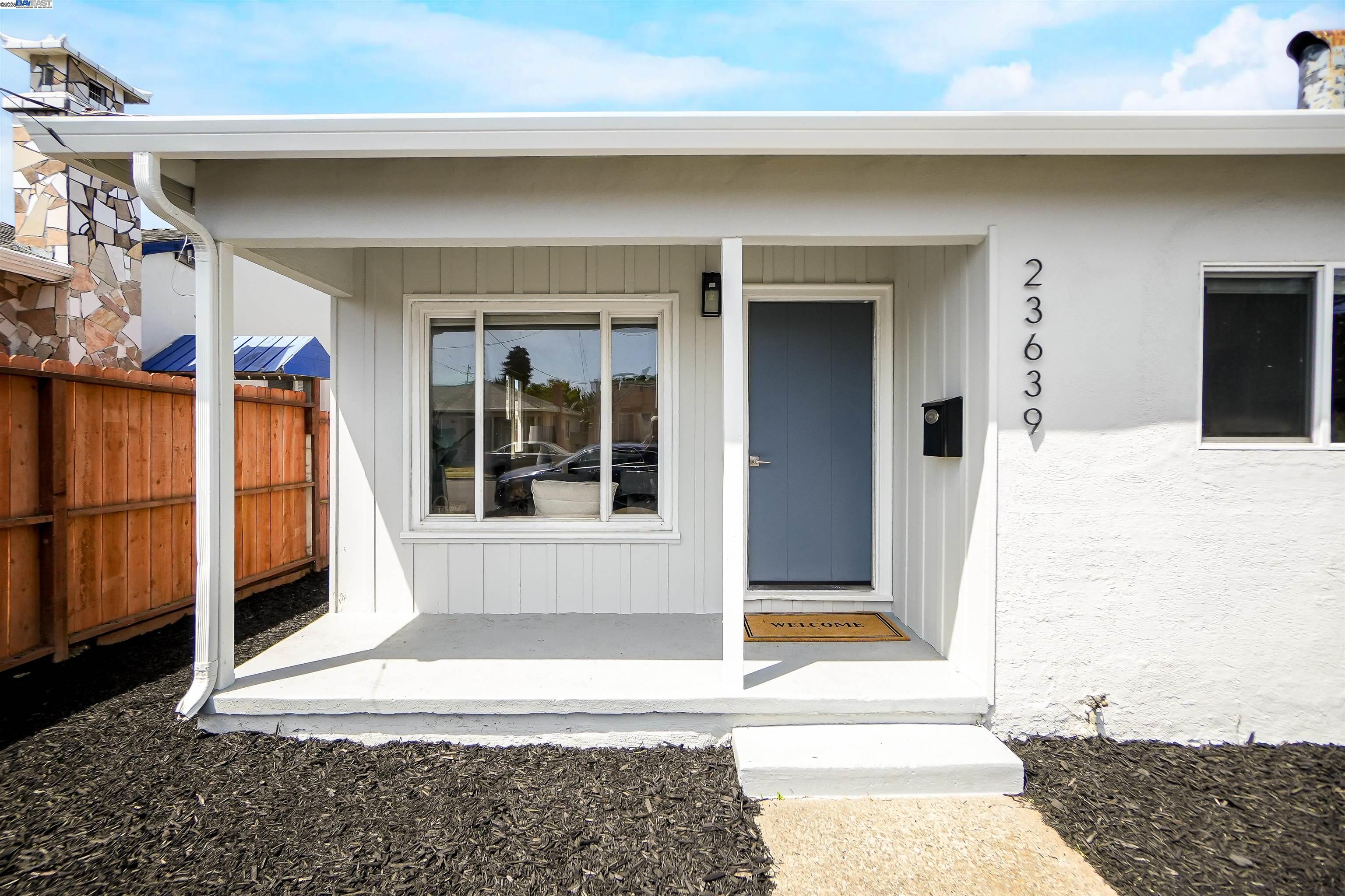Detail Gallery Image 5 of 37 For 23639 Odom Dr, Hayward,  CA 94541 - 3 Beds | 1 Baths
