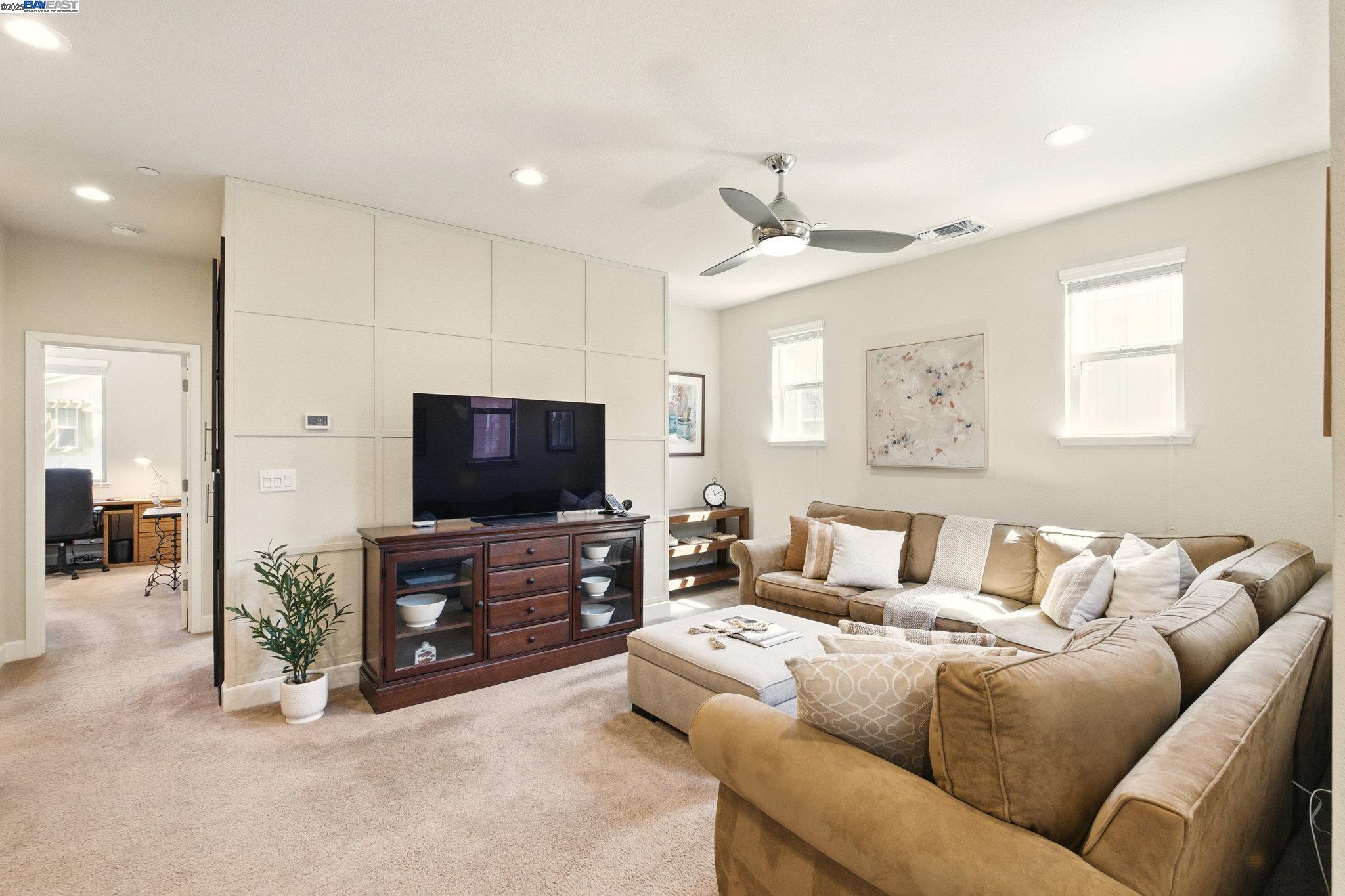 Detail Gallery Image 13 of 51 For 538 Sandalwood Drive, Livermore,  CA 94551 - 4 Beds | 3 Baths