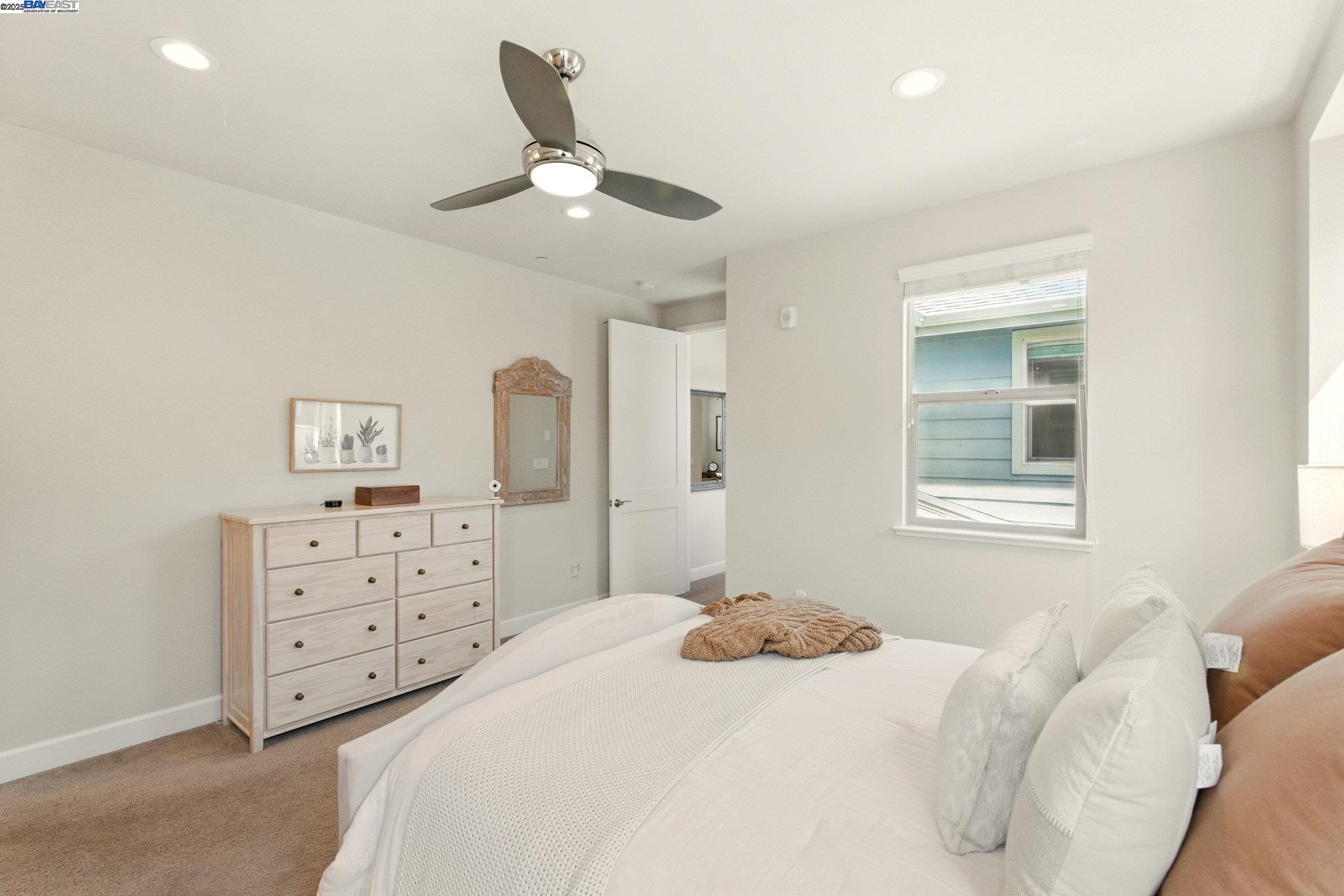 Detail Gallery Image 16 of 51 For 538 Sandalwood Drive, Livermore,  CA 94551 - 4 Beds | 3 Baths