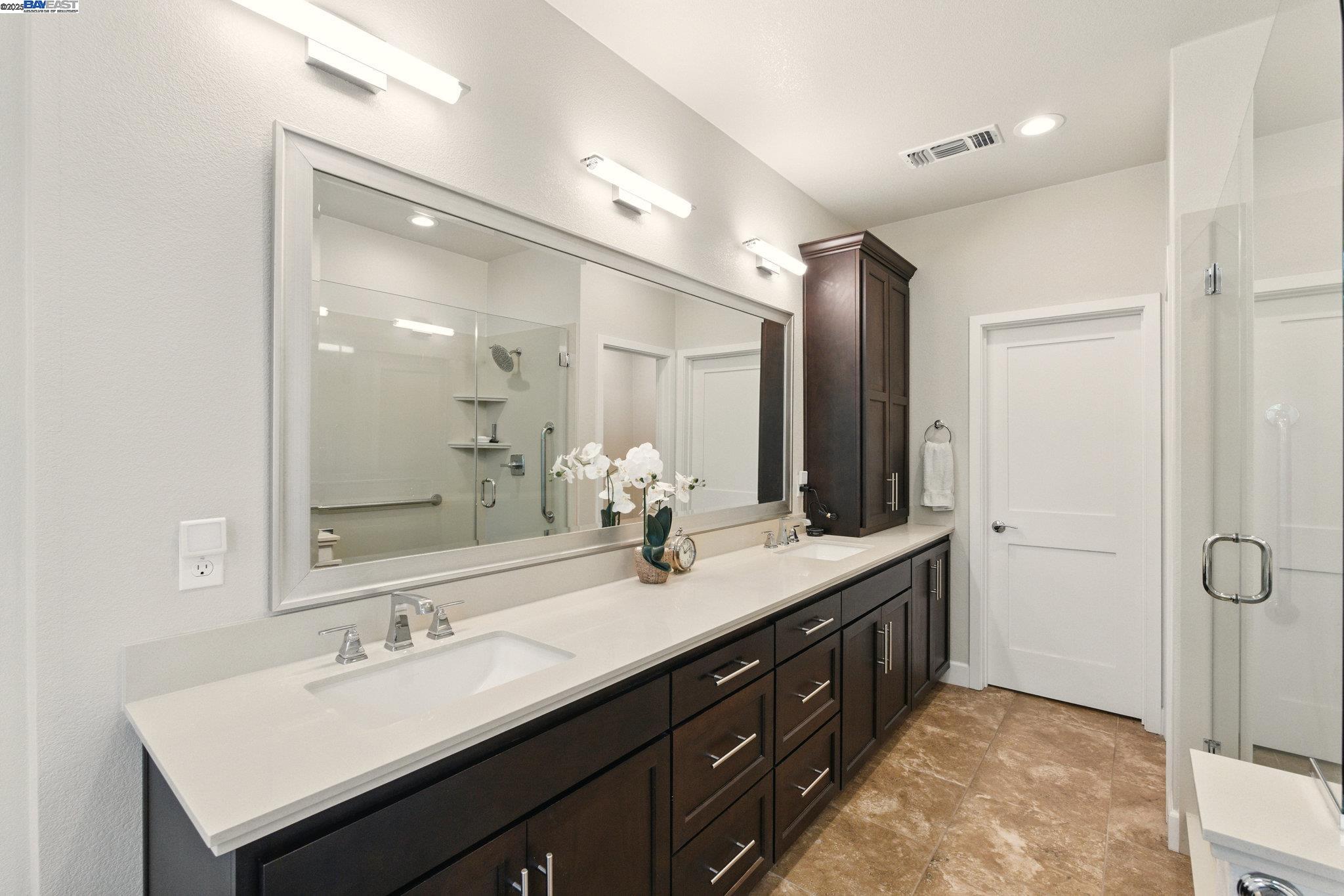 Detail Gallery Image 18 of 51 For 538 Sandalwood Drive, Livermore,  CA 94551 - 4 Beds | 3 Baths