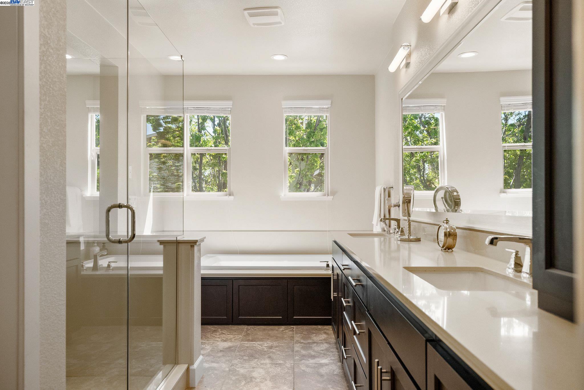 Detail Gallery Image 19 of 51 For 538 Sandalwood Drive, Livermore,  CA 94551 - 4 Beds | 3 Baths