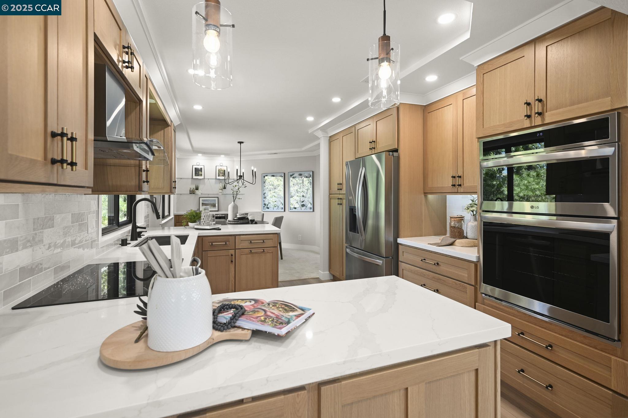 More Details about MLS # 41102992 : 600 TERRA CALIFORNIA DR # 7