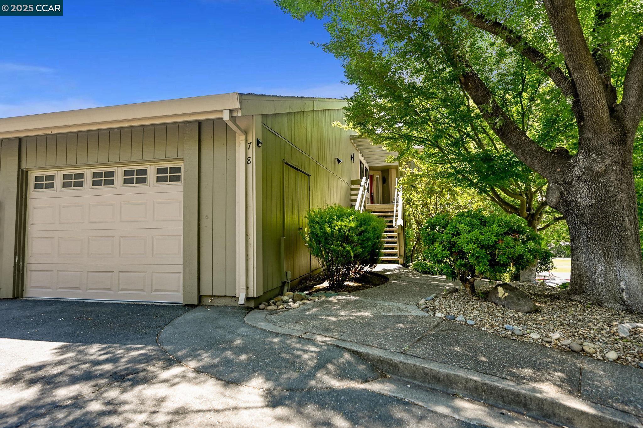 Photo #2: 41102992 Listing 