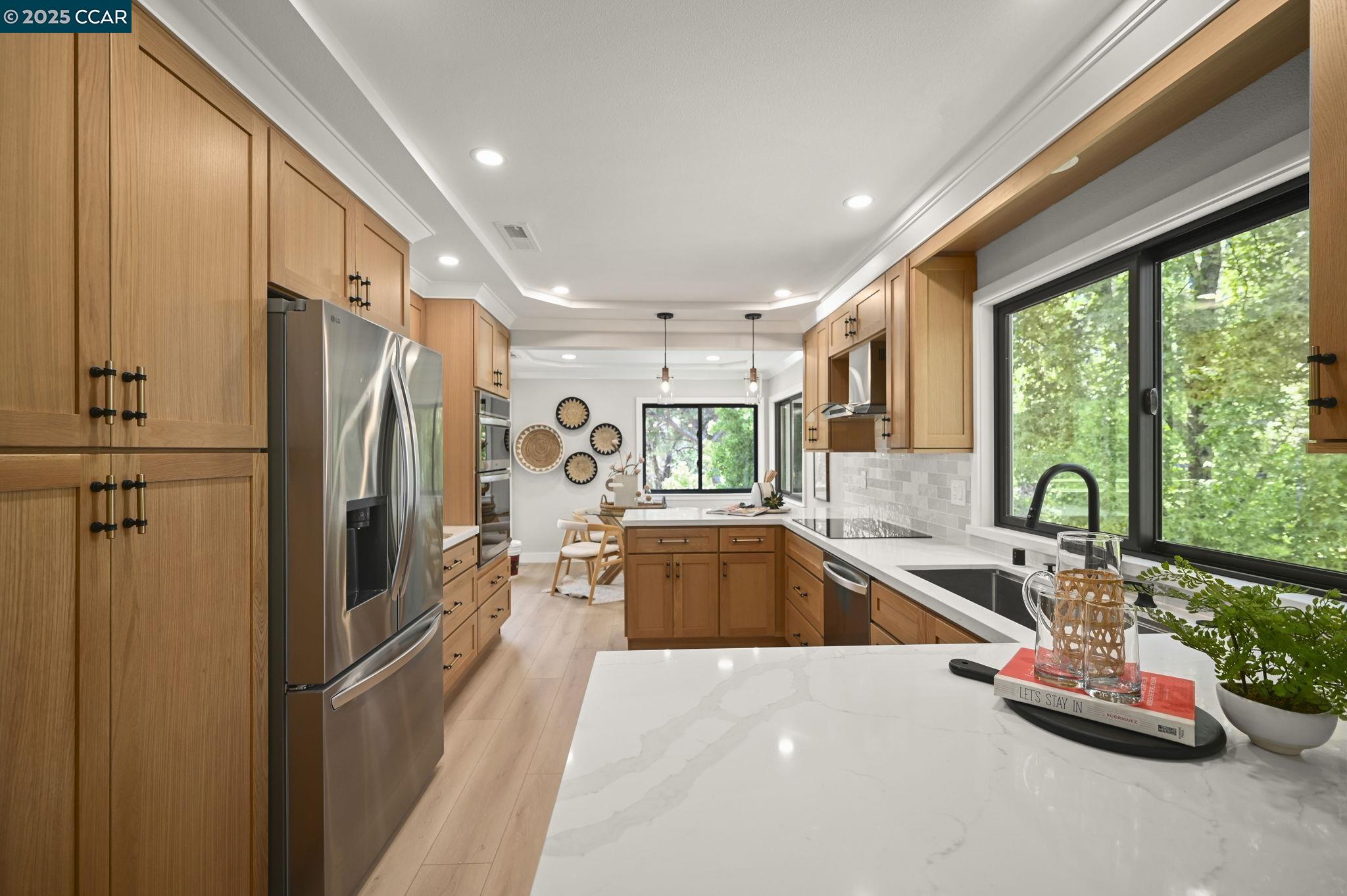 Photo #8: 41102992 Listing: Photo #8