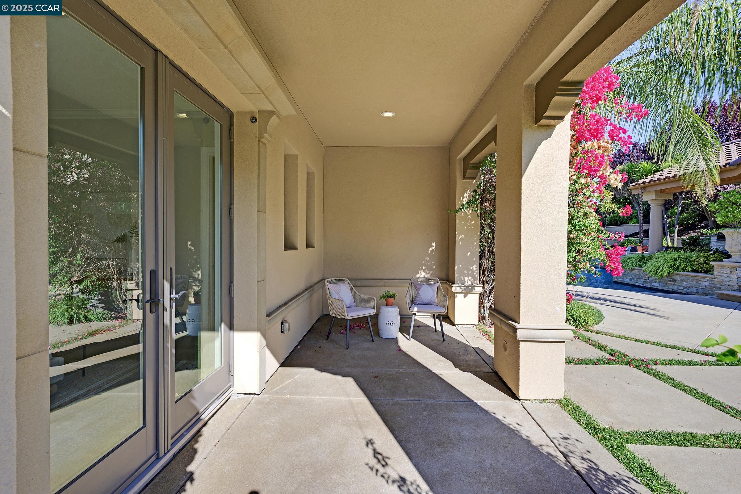 Detail Gallery Image 44 of 55 For 123 Alamo Springs Dr, Alamo,  CA 94507 - 5 Beds | 5/2 Baths