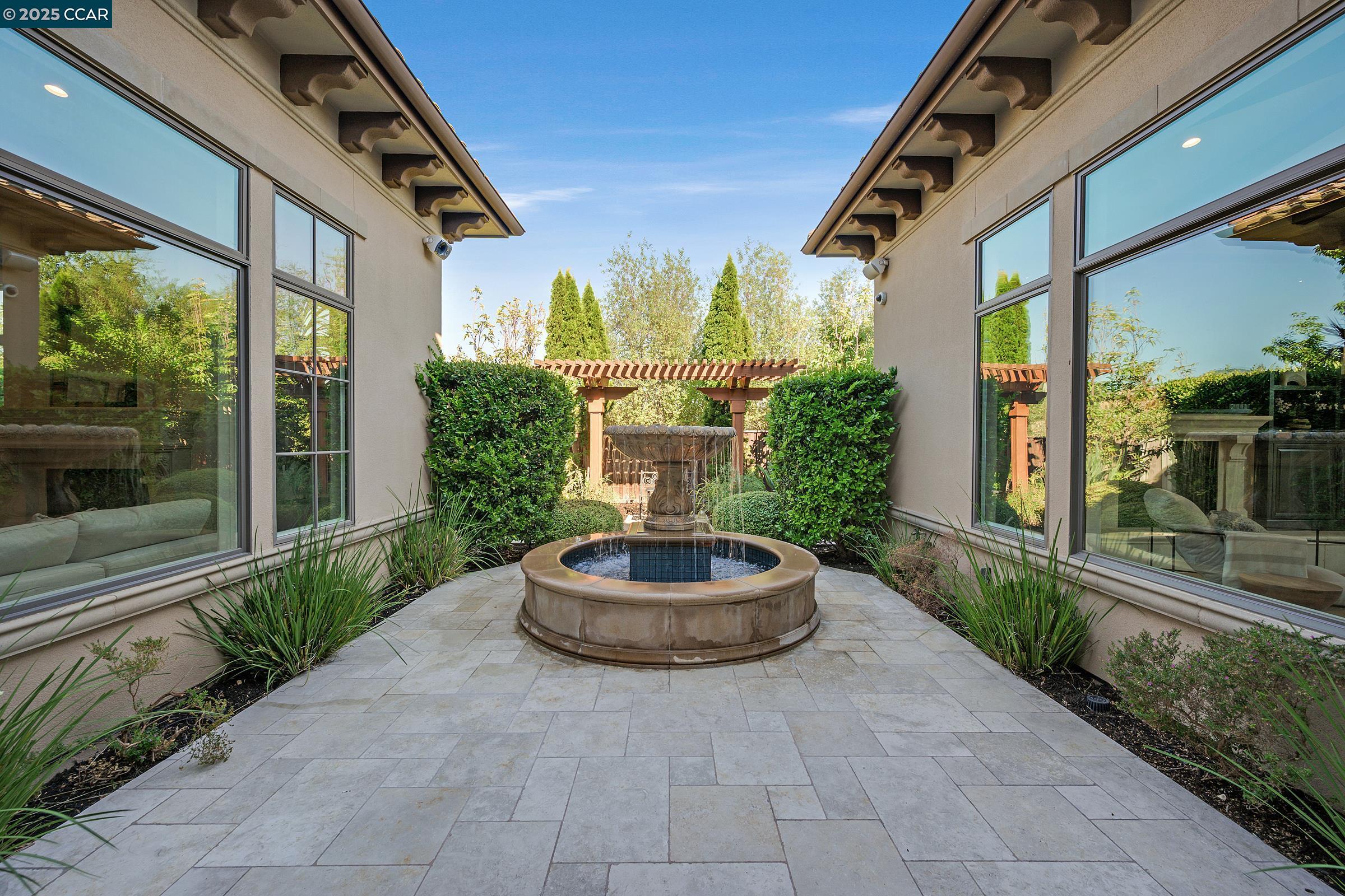 Detail Gallery Image 48 of 55 For 123 Alamo Springs Dr, Alamo,  CA 94507 - 5 Beds | 5/2 Baths