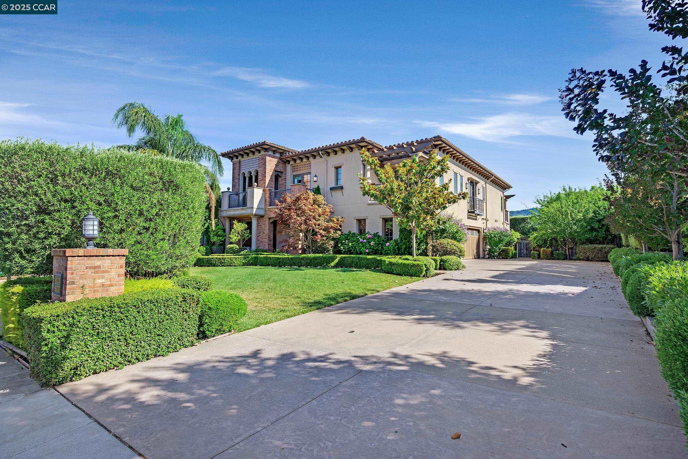 Detail Gallery Image 50 of 55 For 123 Alamo Springs Dr, Alamo,  CA 94507 - 5 Beds | 5/2 Baths