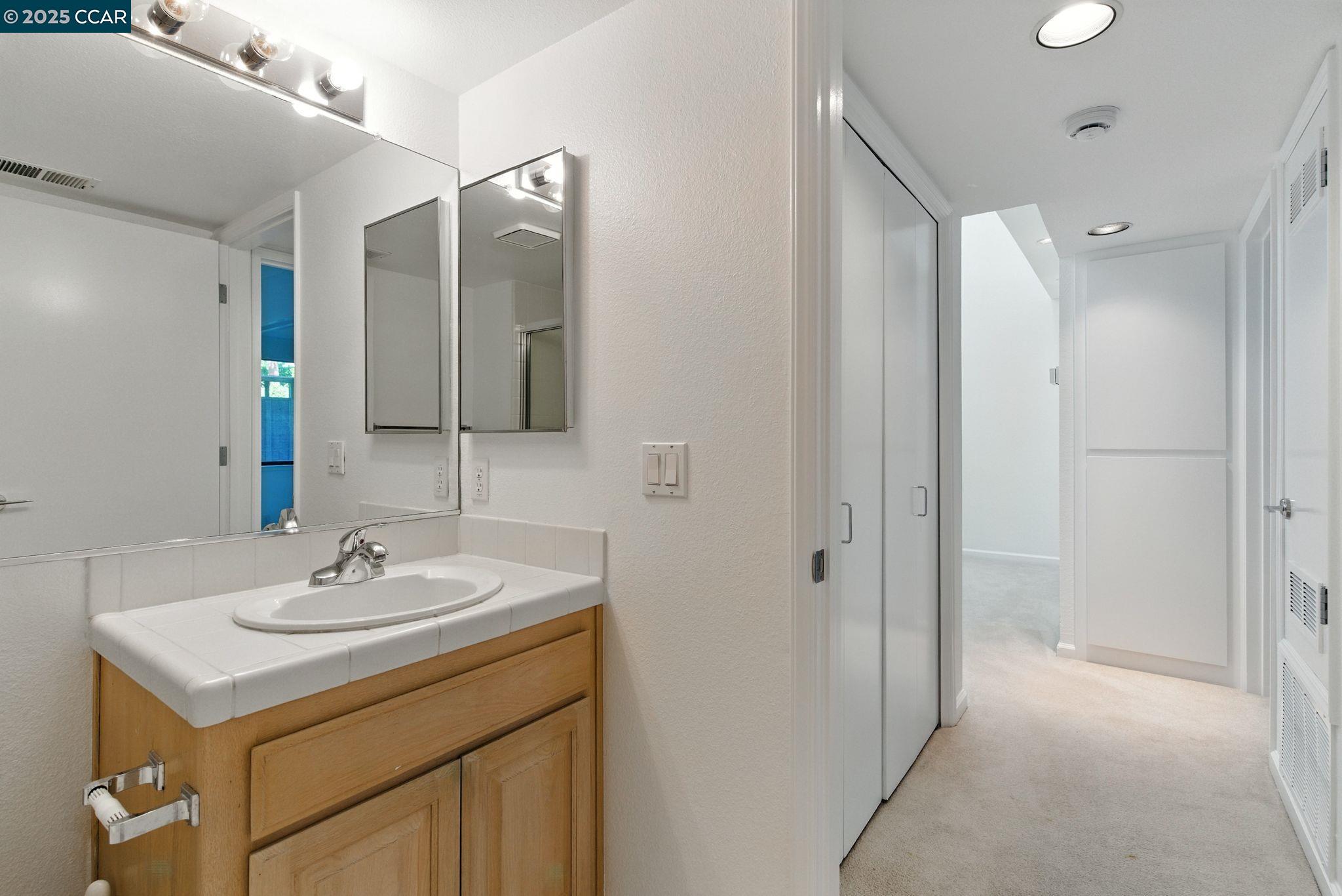 Photo #27: 41103001 Listing: Photo #27