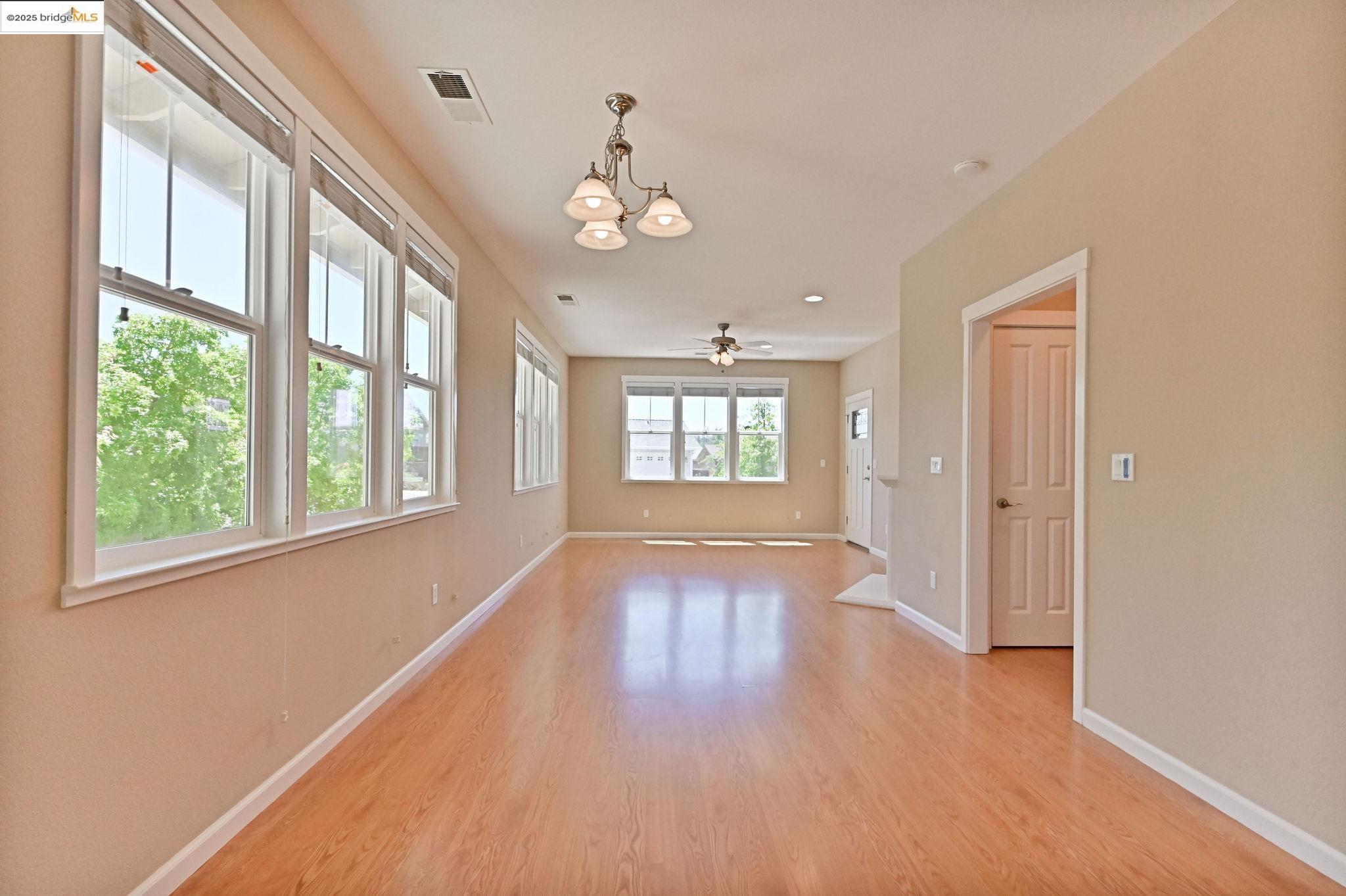 Detail Gallery Image 12 of 60 For 139 Cottage Cir, Murphys,  CA 95247 - 2 Beds | 2 Baths