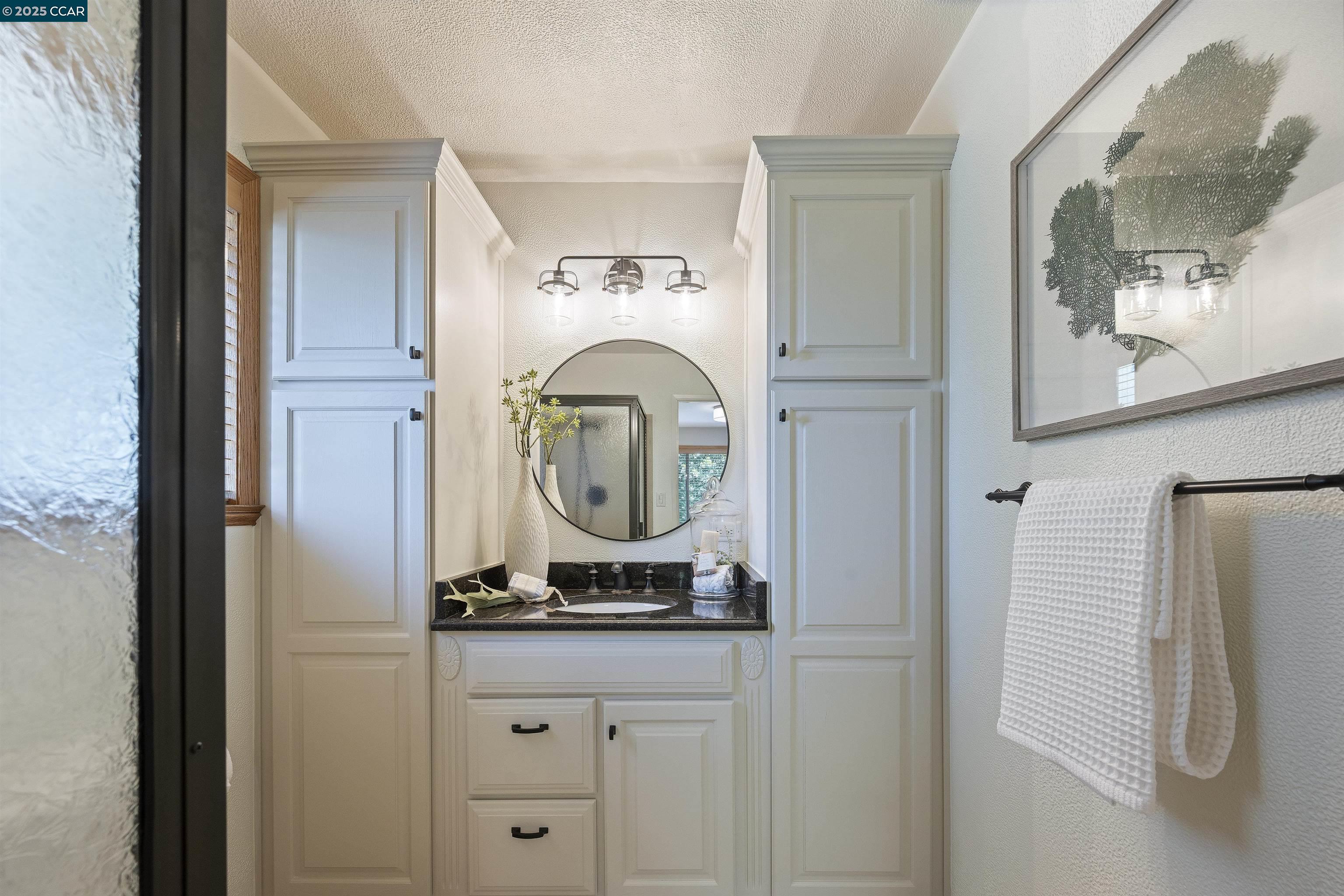Detail Gallery Image 25 of 55 For 14 Dublin Ct, Pleasant Hill,  CA 94523 - 4 Beds | 2/1 Baths