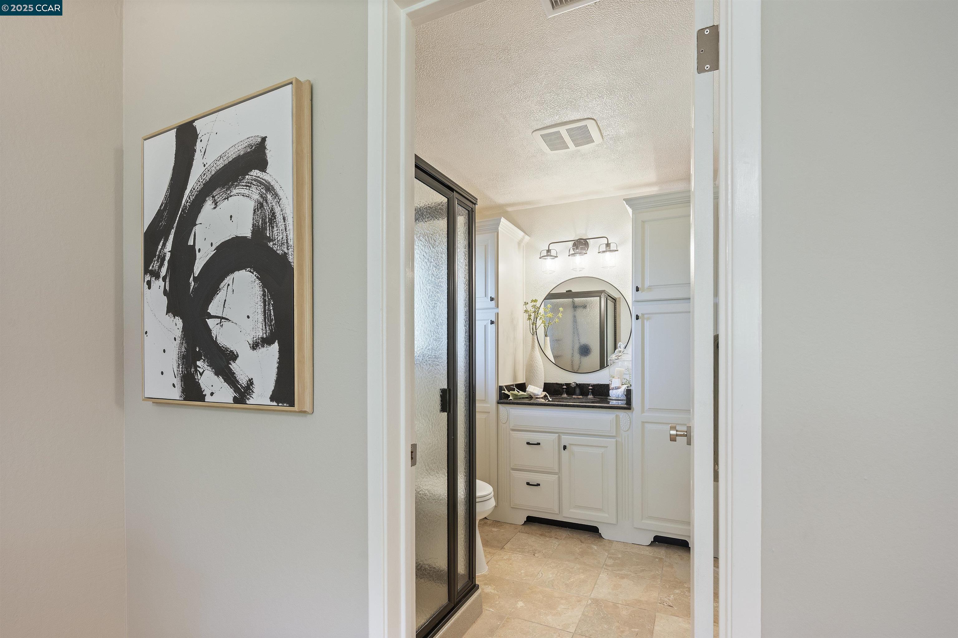 Detail Gallery Image 26 of 55 For 14 Dublin Ct, Pleasant Hill,  CA 94523 - 4 Beds | 2/1 Baths