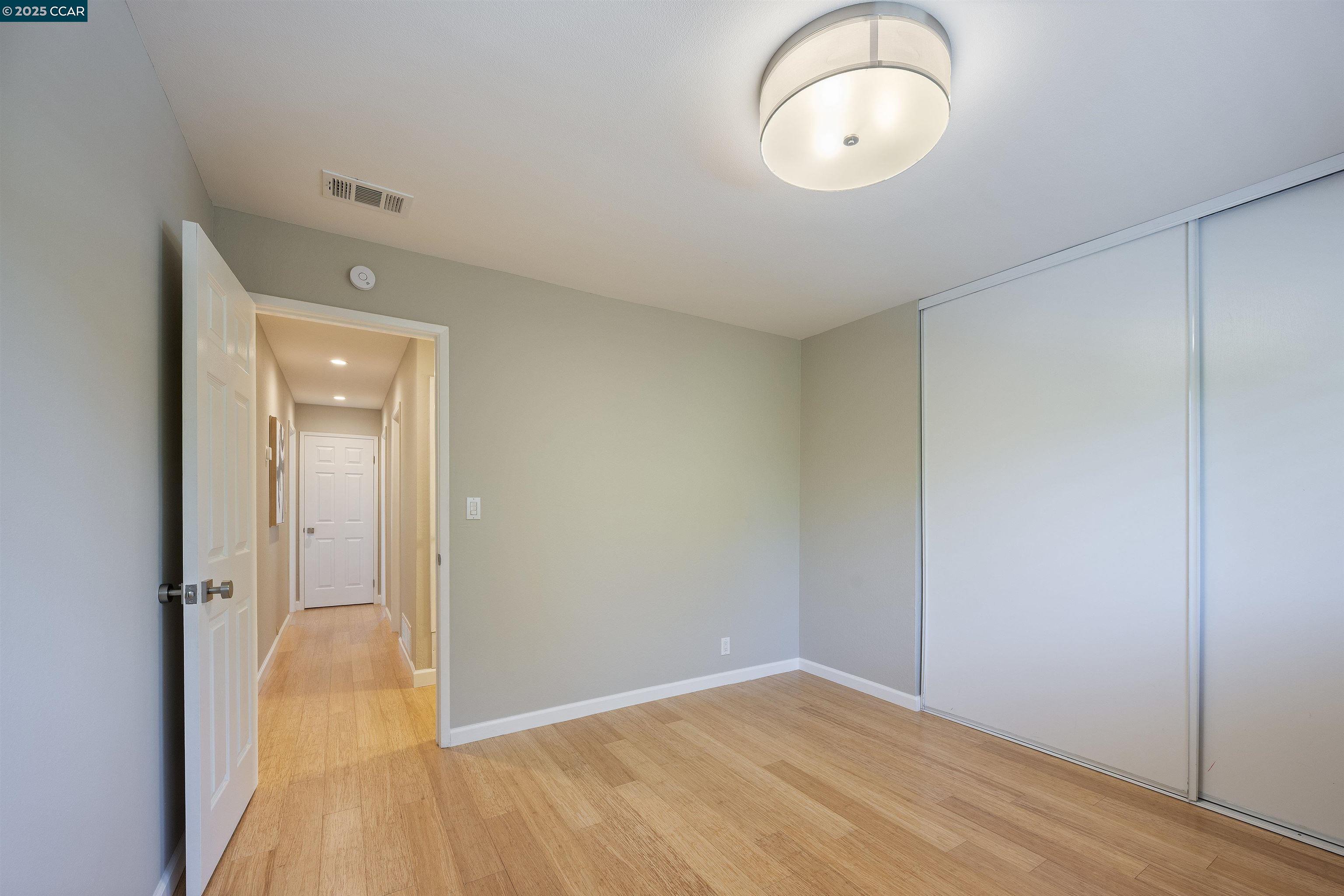 Detail Gallery Image 31 of 55 For 14 Dublin Ct, Pleasant Hill,  CA 94523 - 4 Beds | 2/1 Baths