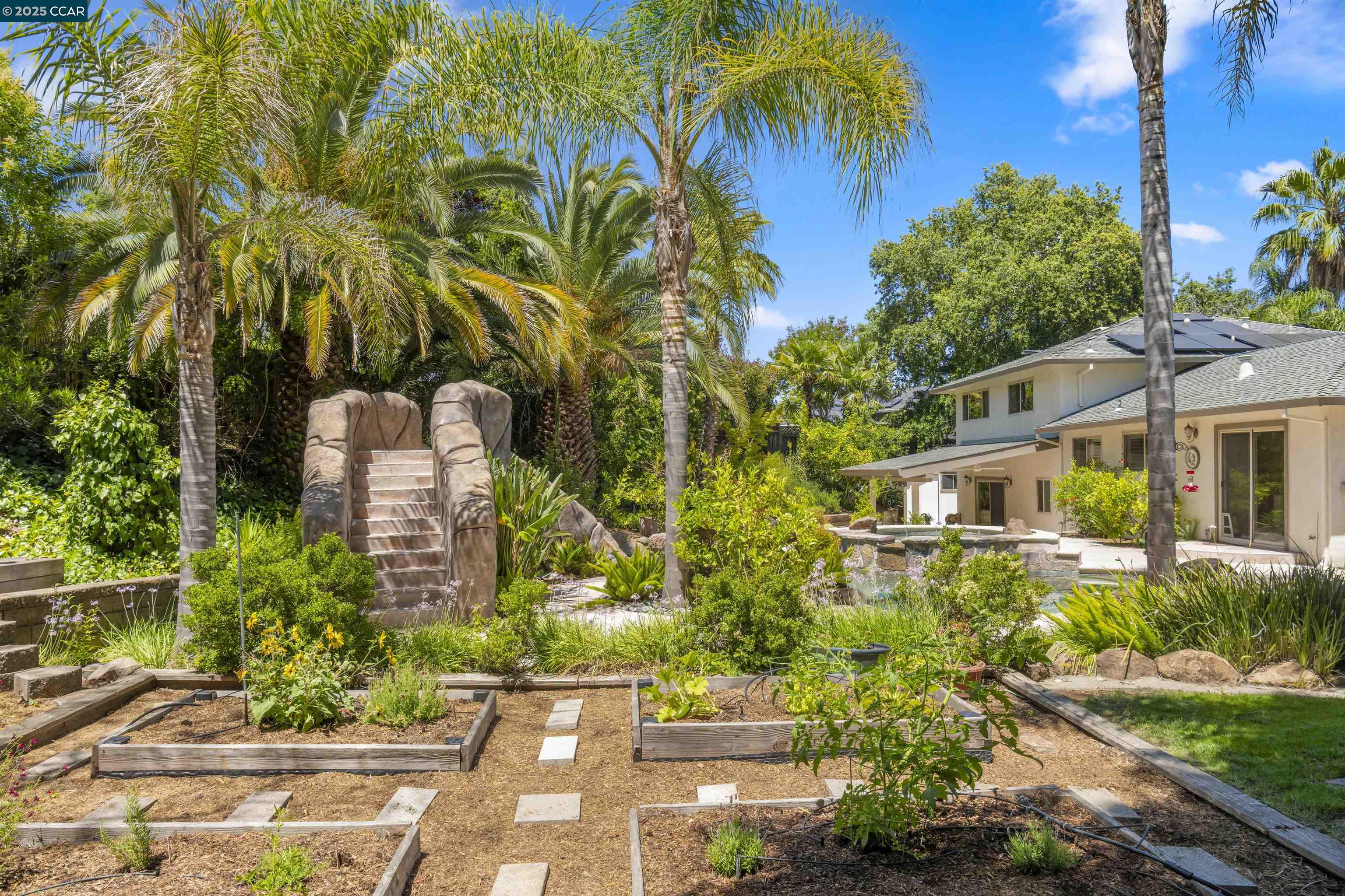 Detail Gallery Image 44 of 55 For 14 Dublin Ct, Pleasant Hill,  CA 94523 - 4 Beds | 2/1 Baths