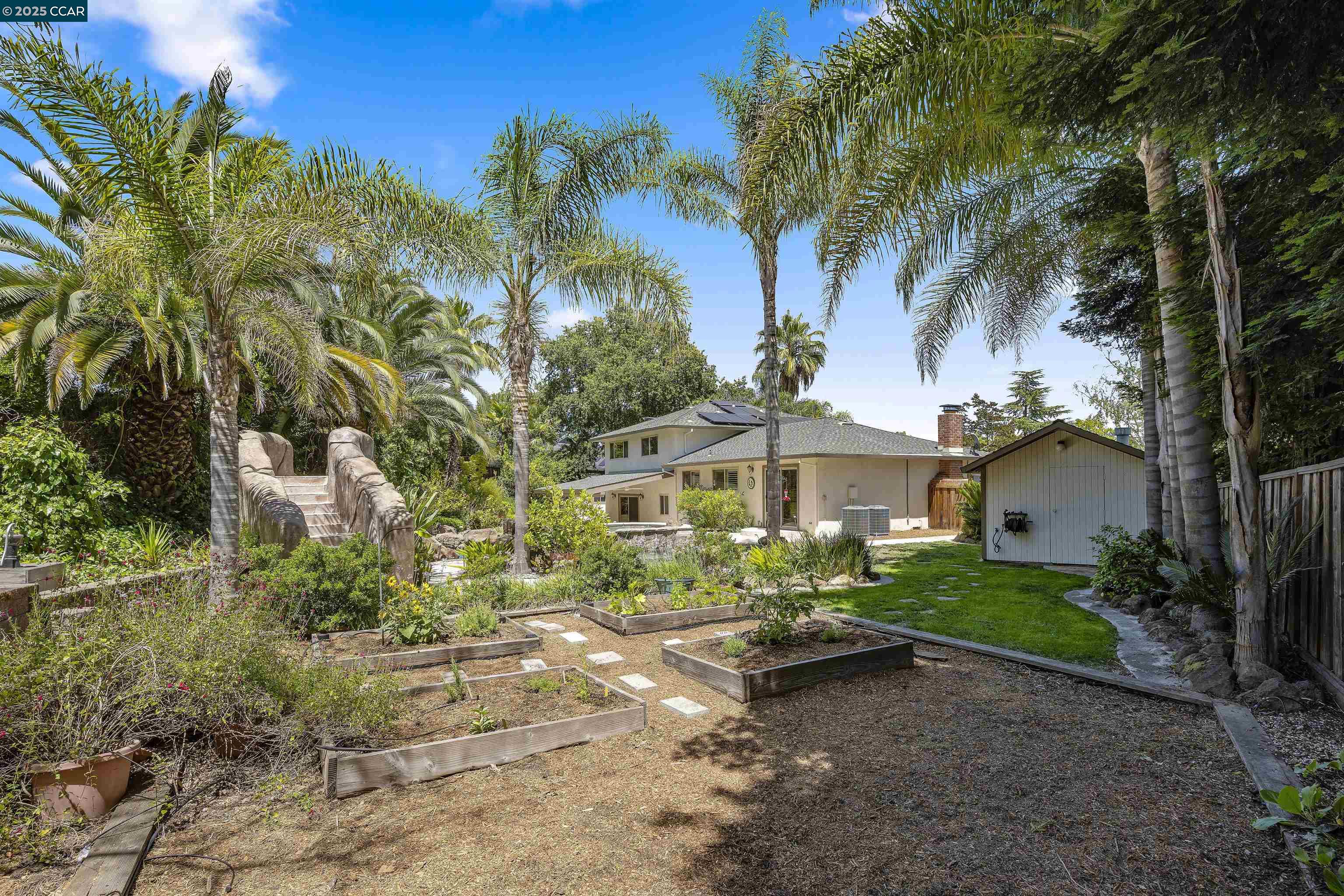 Detail Gallery Image 46 of 55 For 14 Dublin Ct, Pleasant Hill,  CA 94523 - 4 Beds | 2/1 Baths