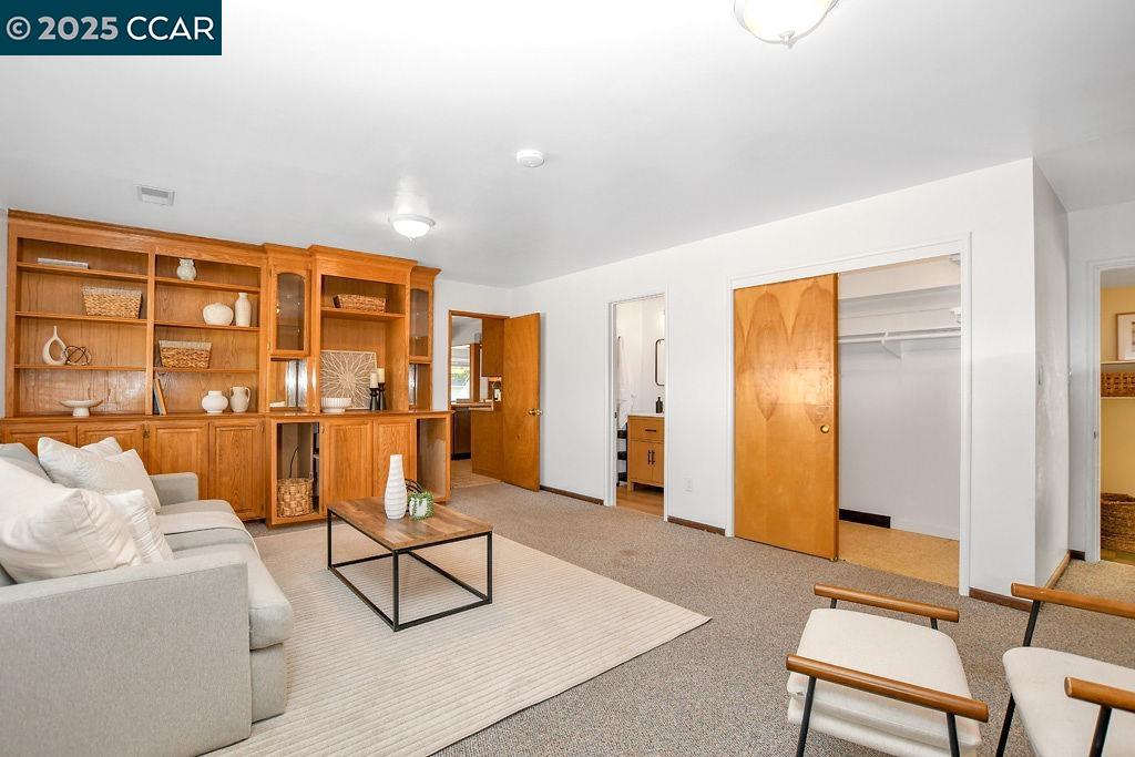 Detail Gallery Image 13 of 31 For 80 Water Street, Bay Point,  CA 94565 - 4 Beds | 2 Baths