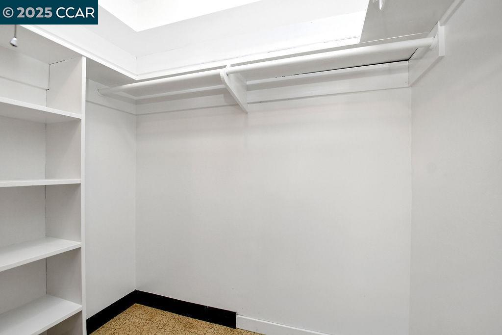 Detail Gallery Image 15 of 31 For 80 Water Street, Bay Point,  CA 94565 - 4 Beds | 2 Baths