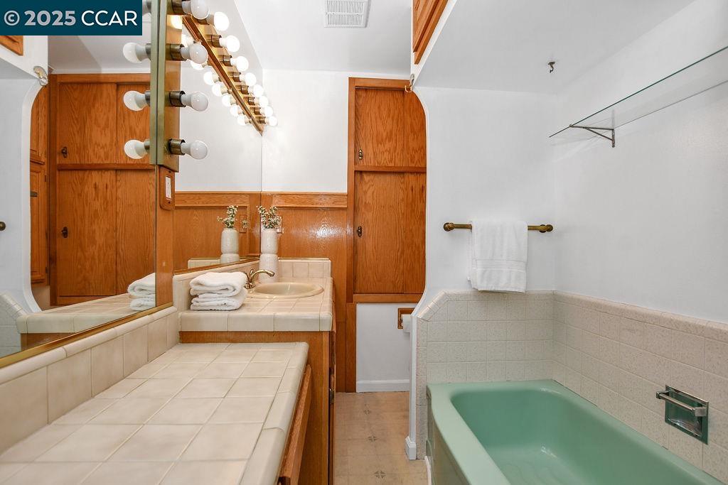 Detail Gallery Image 24 of 31 For 80 Water Street, Bay Point,  CA 94565 - 4 Beds | 2 Baths