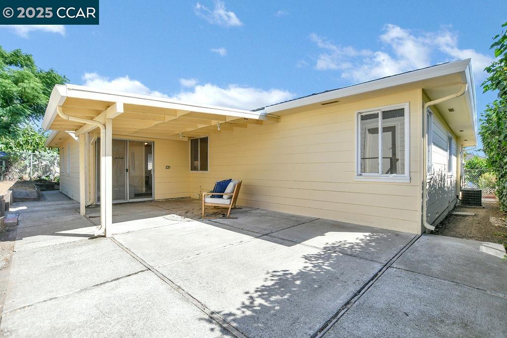 Detail Gallery Image 26 of 31 For 80 Water Street, Bay Point,  CA 94565 - 4 Beds | 2 Baths