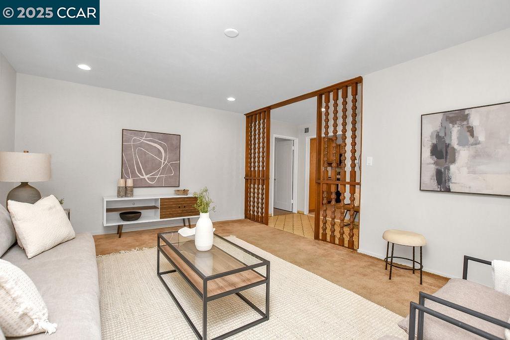 Detail Gallery Image 5 of 31 For 80 Water Street, Bay Point,  CA 94565 - 4 Beds | 2 Baths
