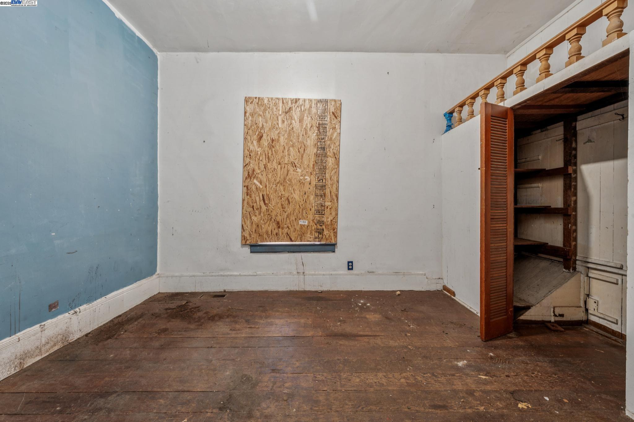 Detail Gallery Image 17 of 43 For 2340 13th Ave, Oakland,  CA 94606 - 2 Beds | 2 Baths
